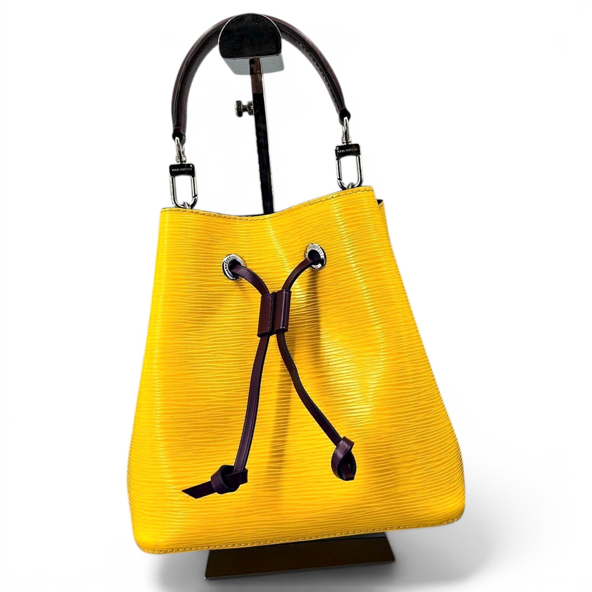 NéoNoé BB leather handbag
