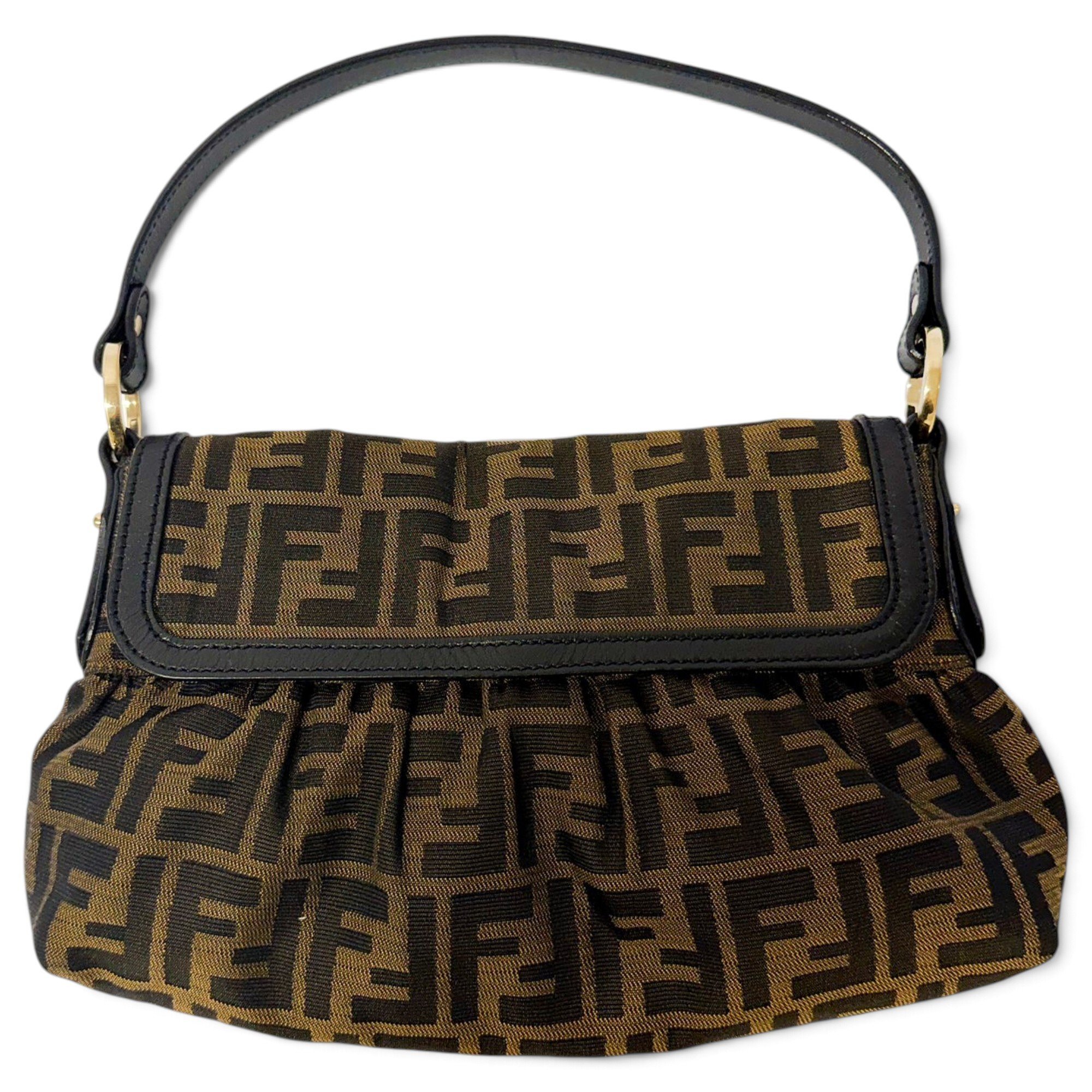 Baguette leather handbag