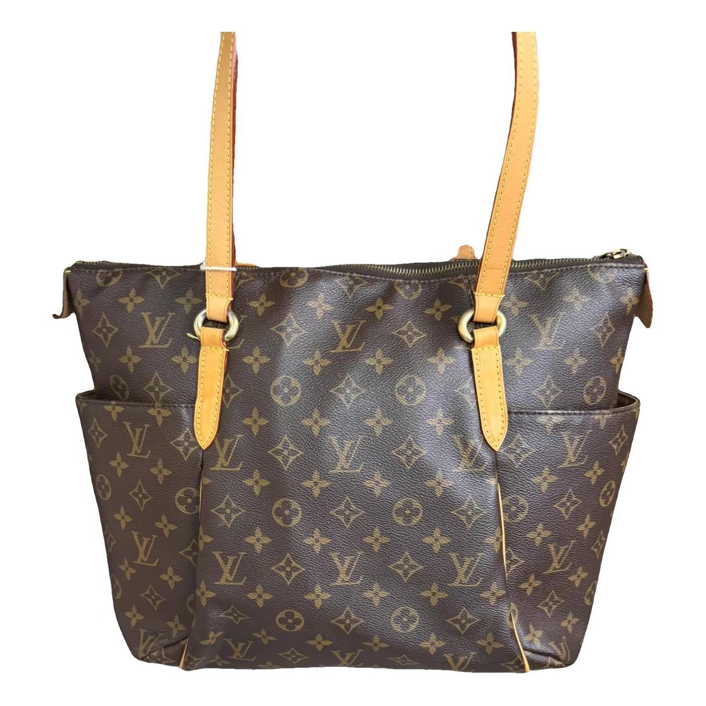 Totally leather handbag