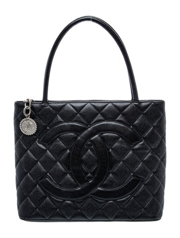 Timeless Medallion Tote