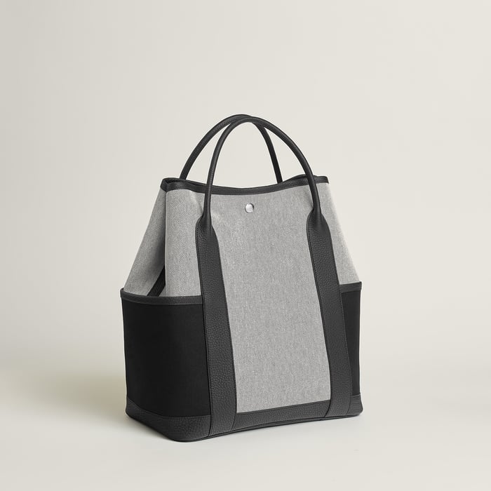 Garden Party Pockets Vertical Bag