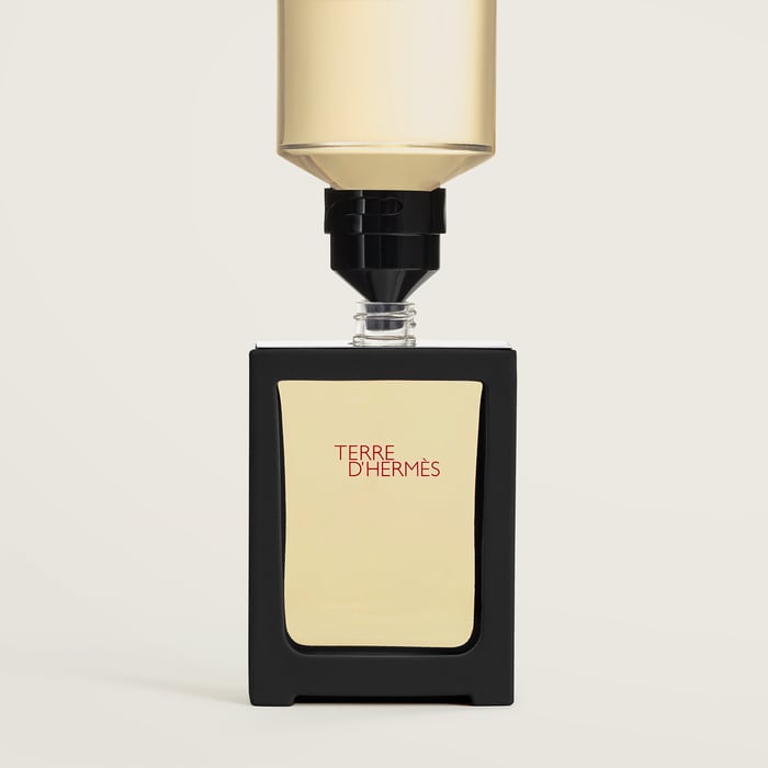 Sans Coloris Terre d'Hermes Parfum Travel Spray and Refill