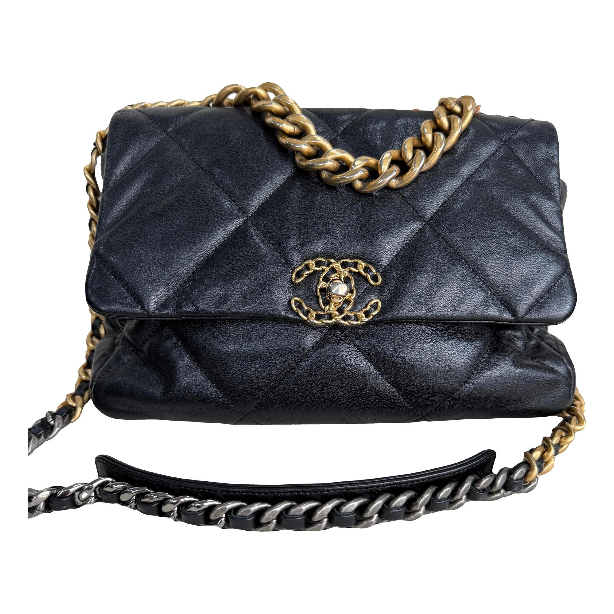 Chanel 19 leather handbag