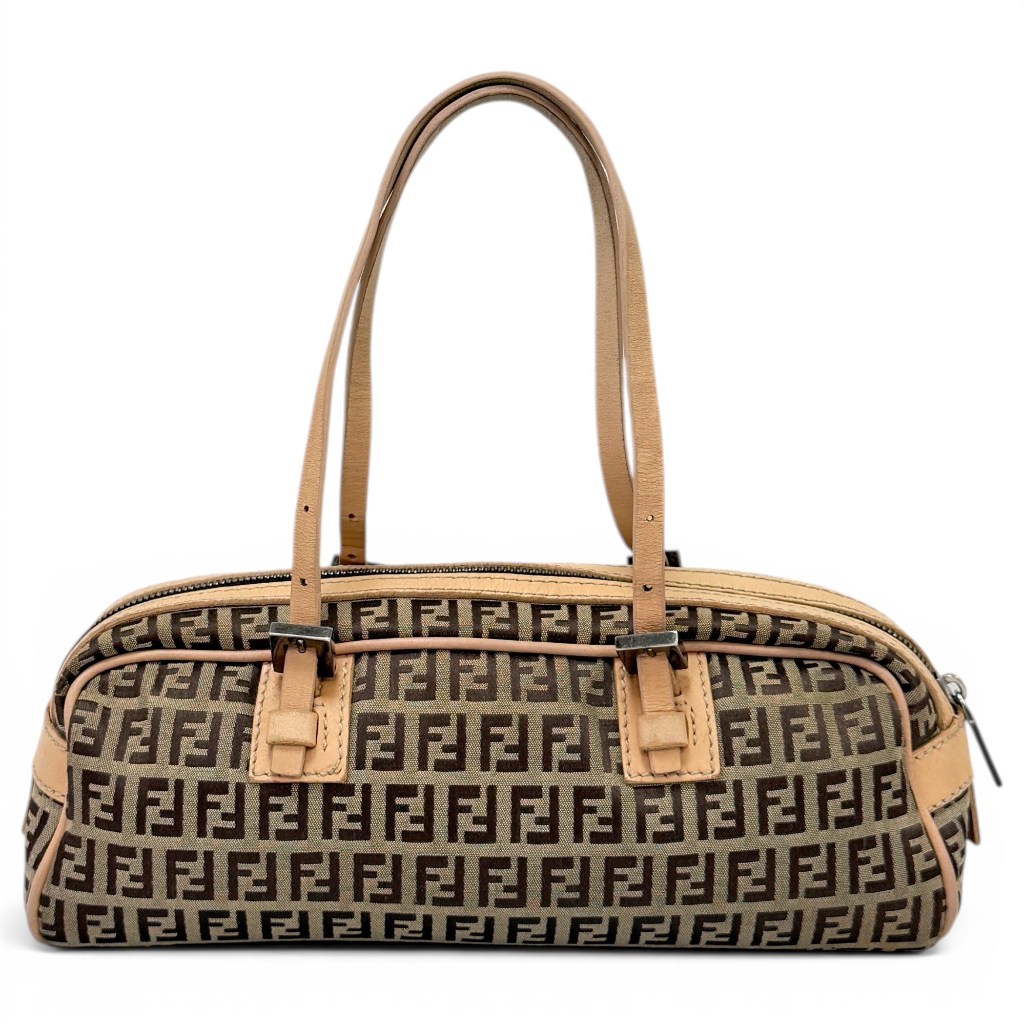 Baguette cloth handbag