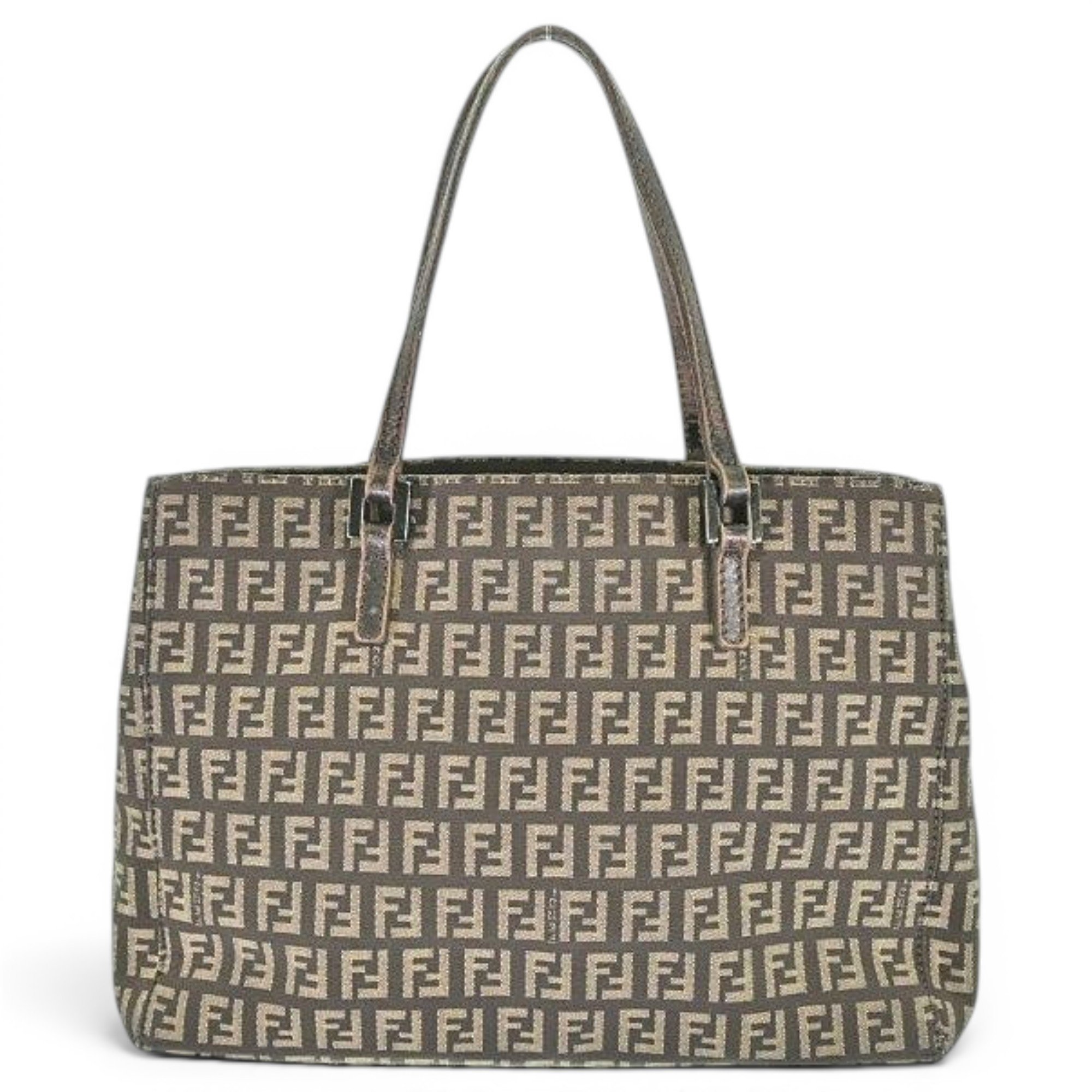 Pocket leather tote