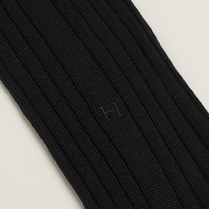 Noir "H" Embroidery Socks