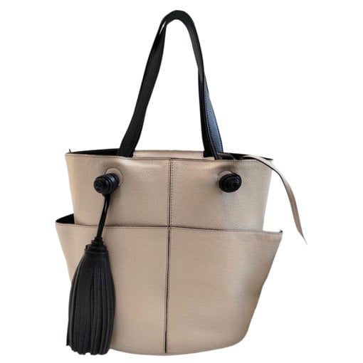 Leather tote