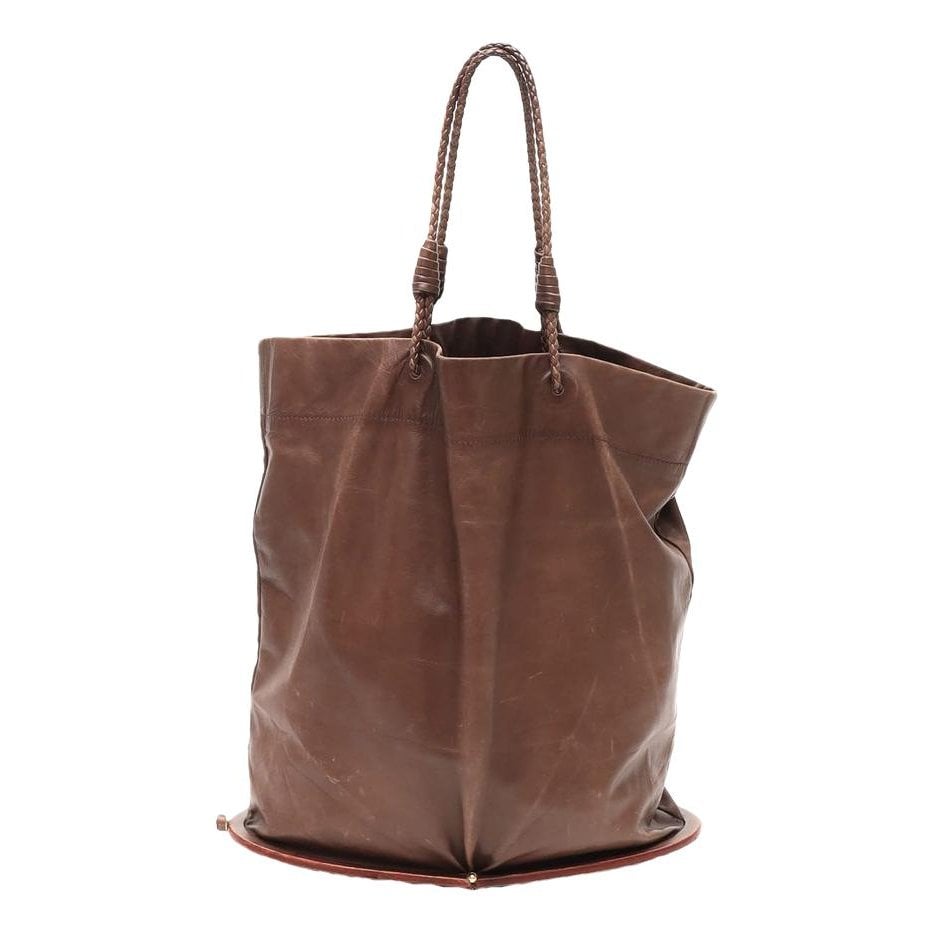 Leather tote