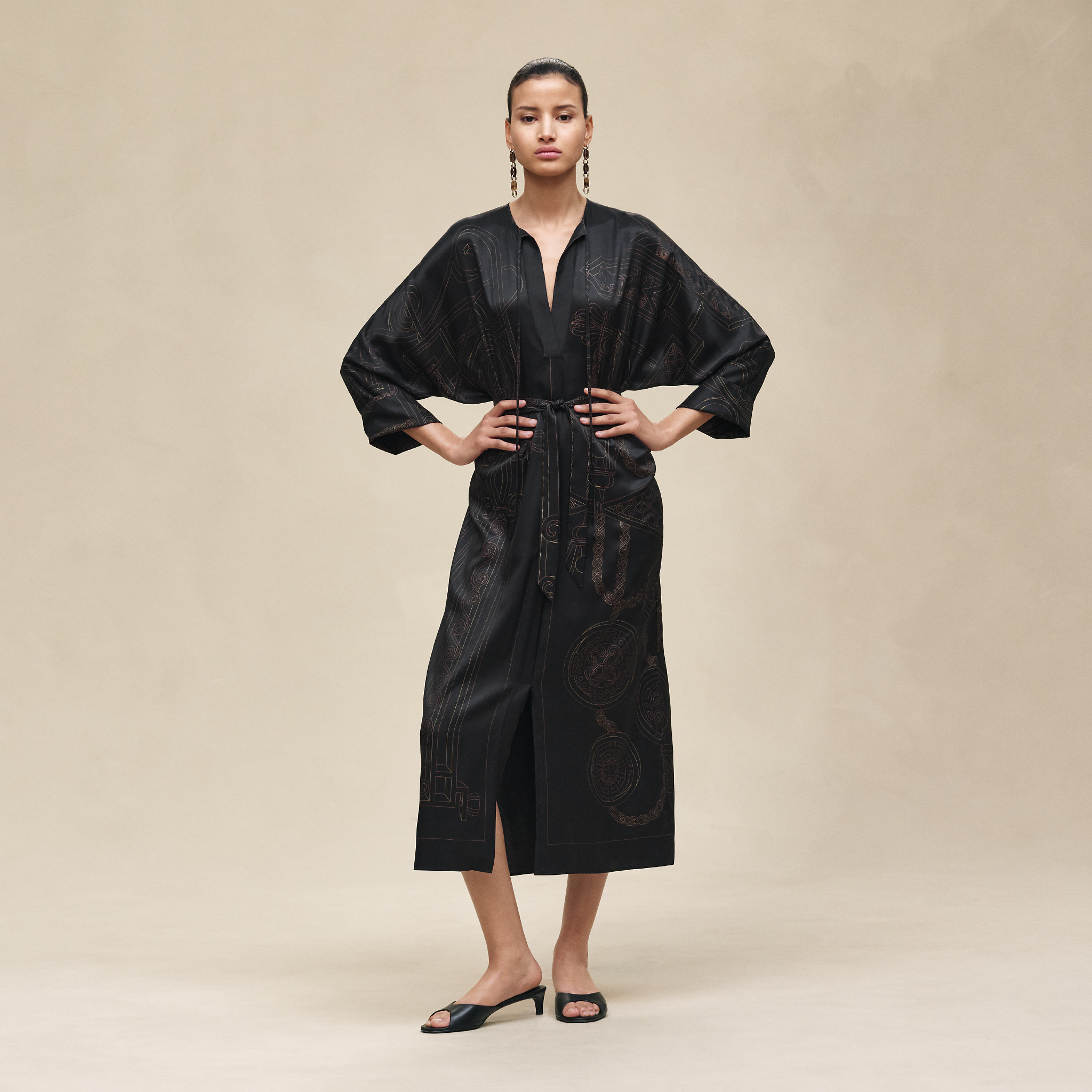 "L'Enseigne du Sellier" caftan