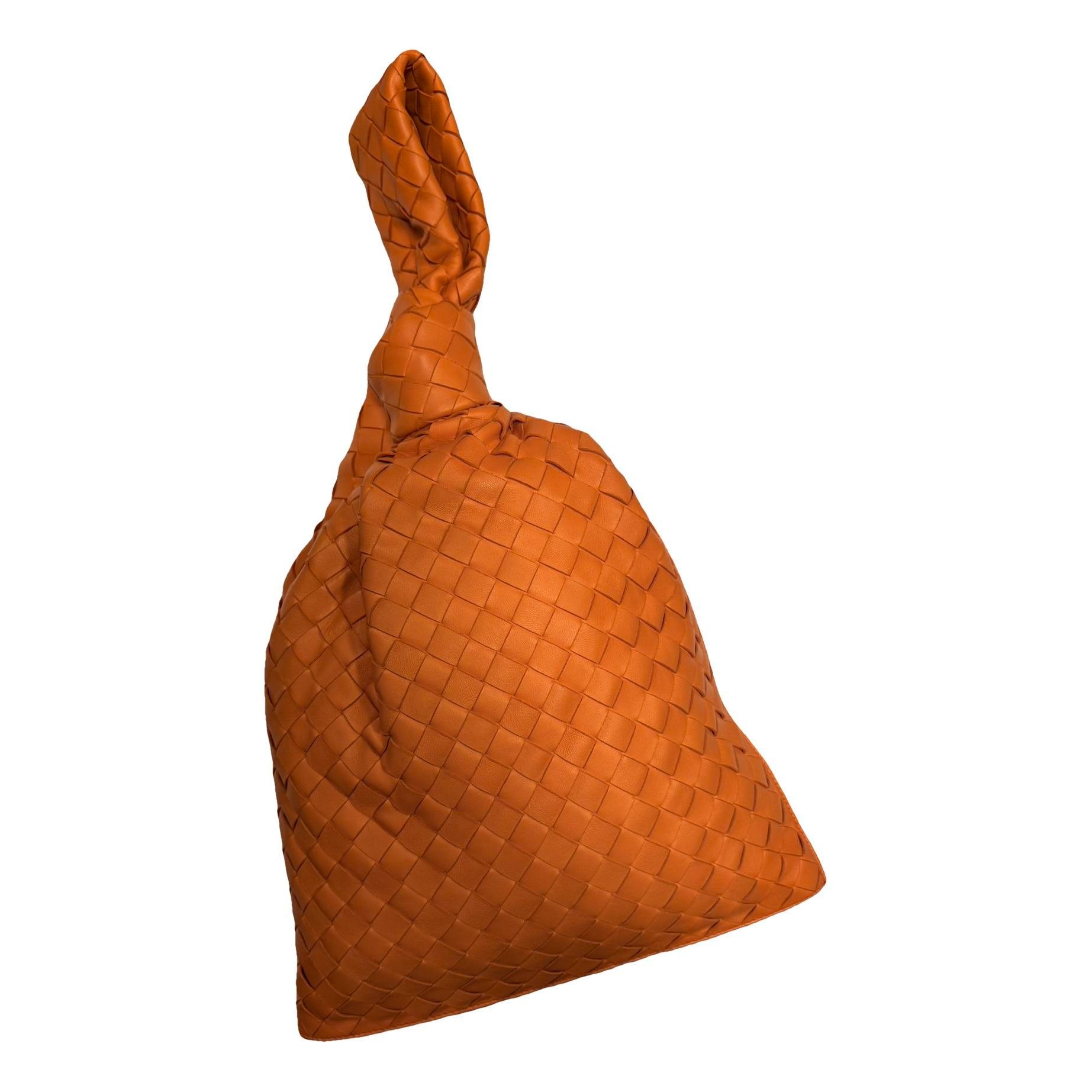 Twist leather handbag
