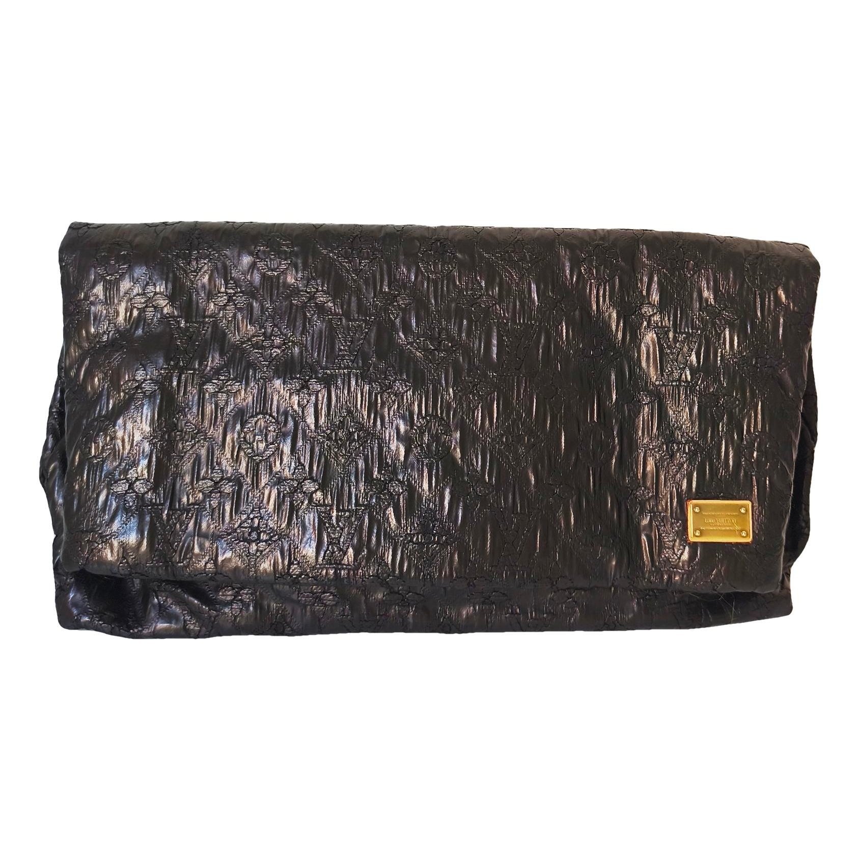 Limelight leather clutch bag