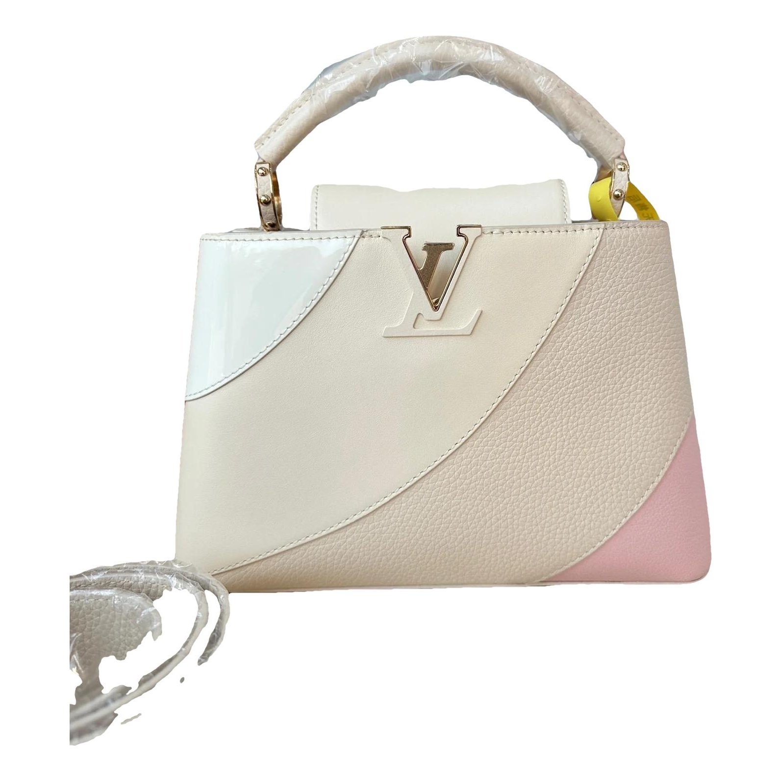Capucines leather handbag