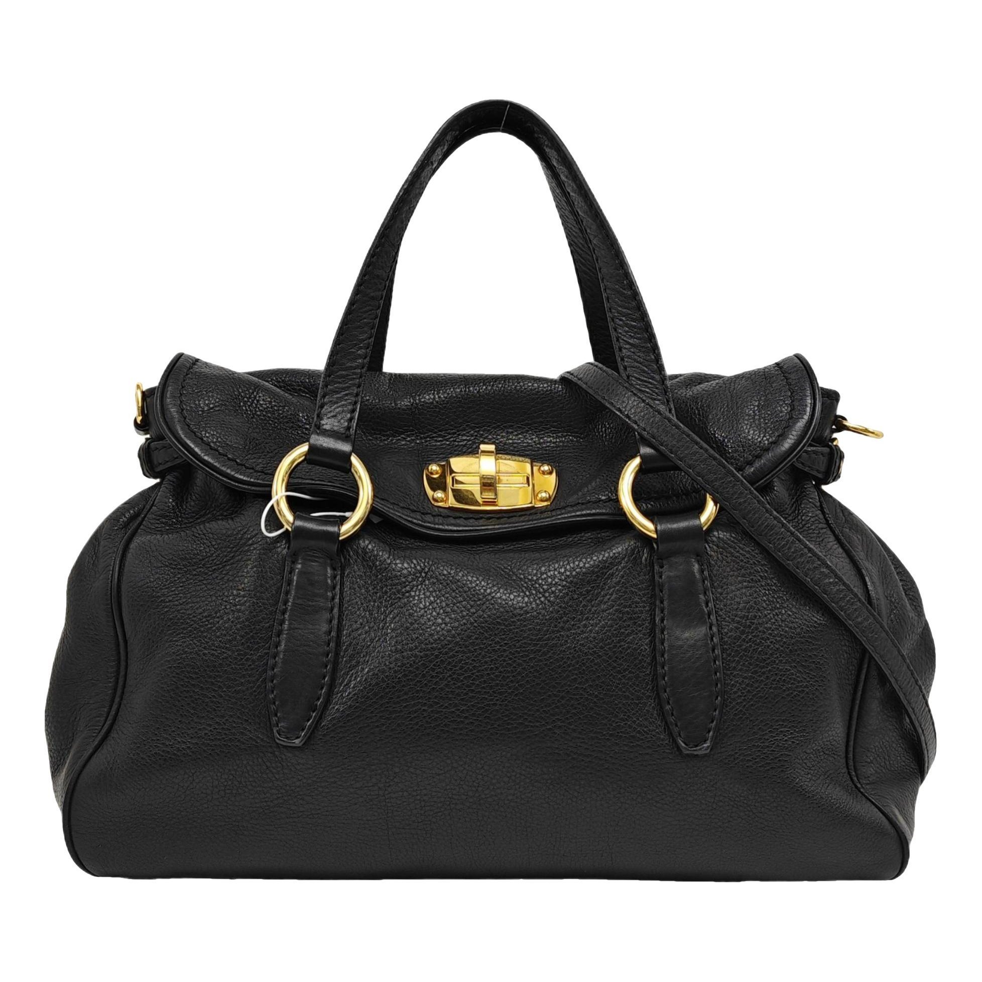 Matelassé leather handbag