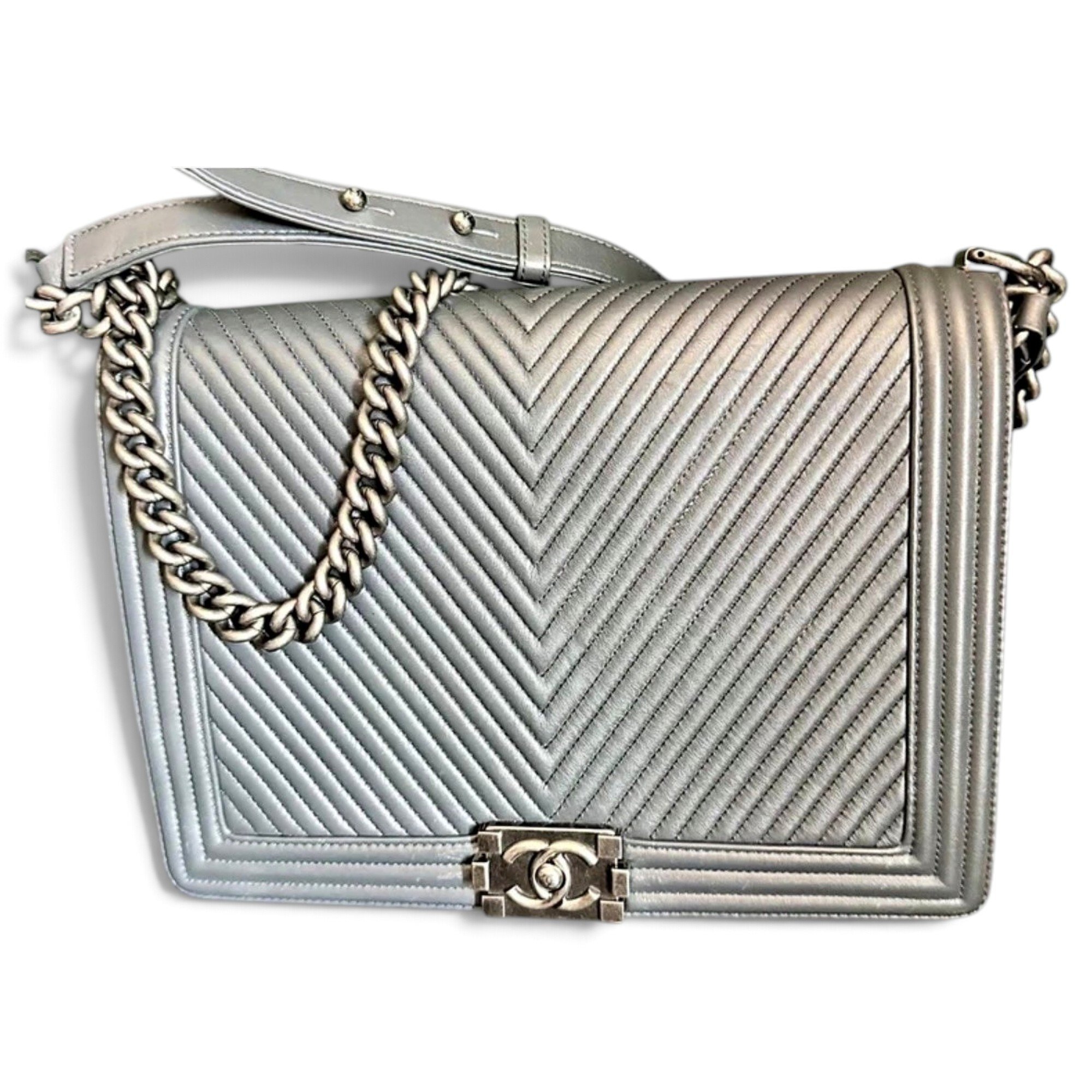 Chanel Boy leather handbag