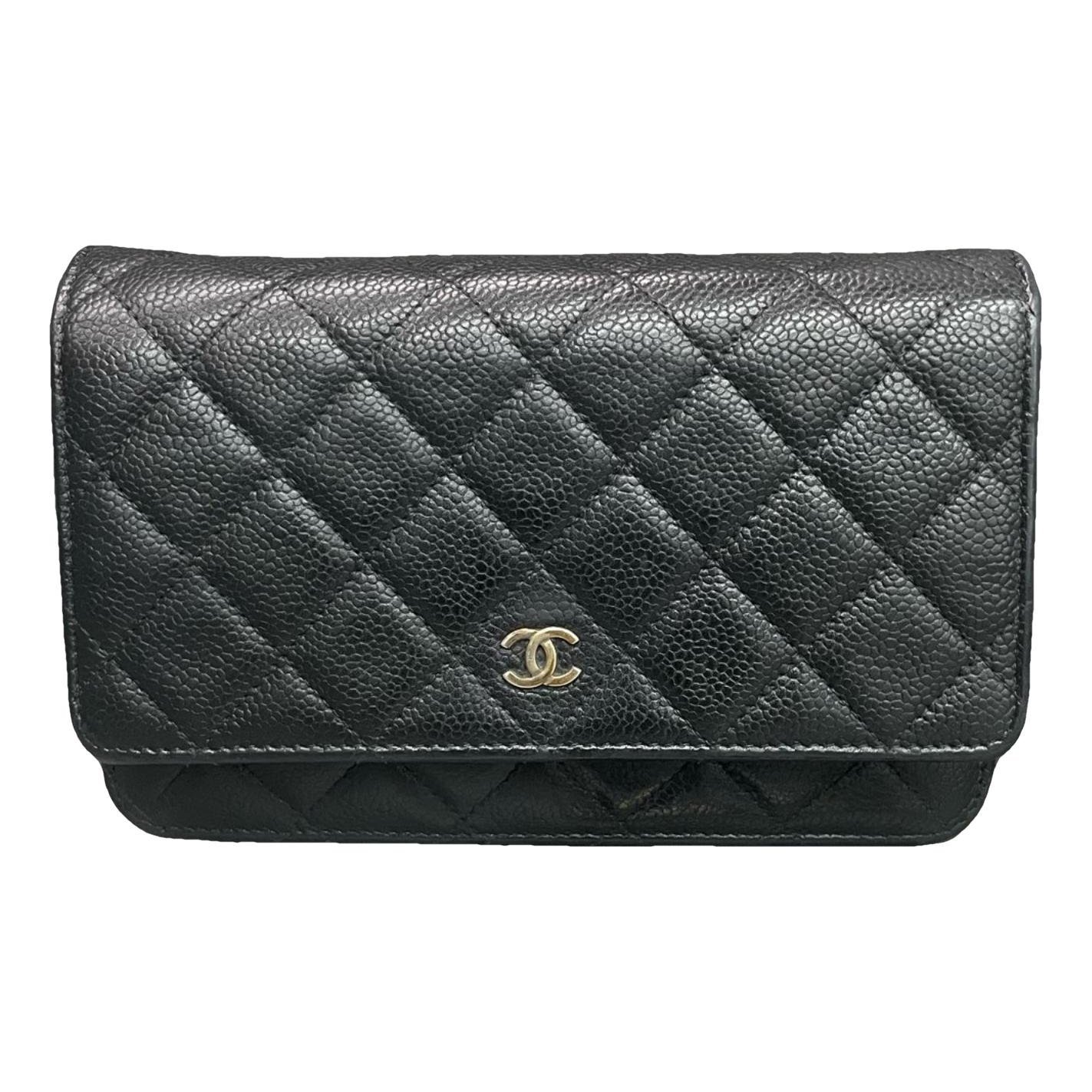 Wallet On Chain Timeless/Classique leather crossbody bag