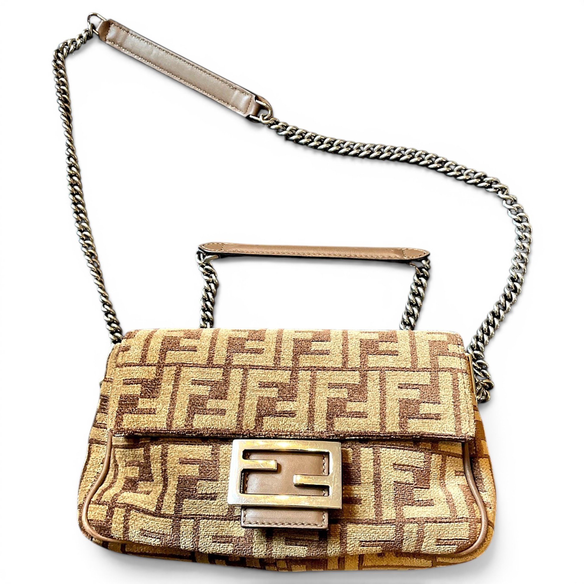 Baguette handbag