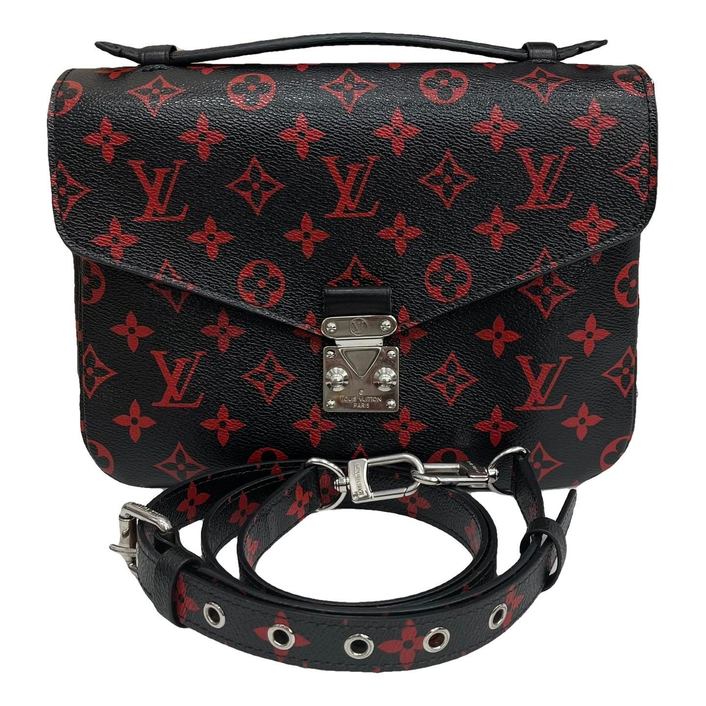 Metis leather handbag