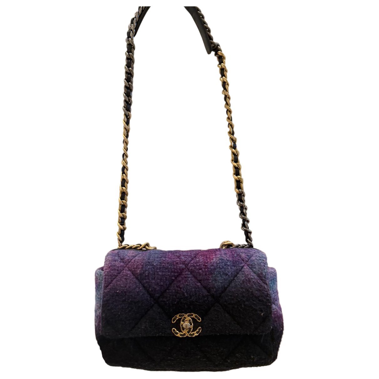 Chanel 19 handbag