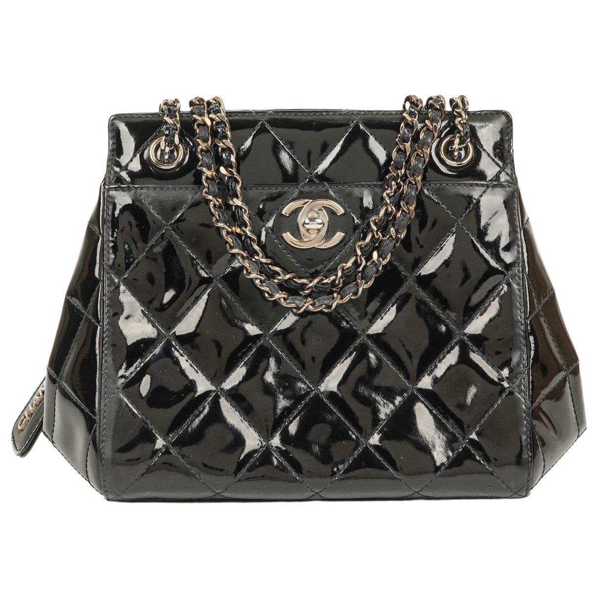 Timeless/Classique patent leather handbag