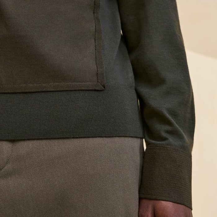 Kaki "Decadre Laine & Soie" Turtleneck Sweater