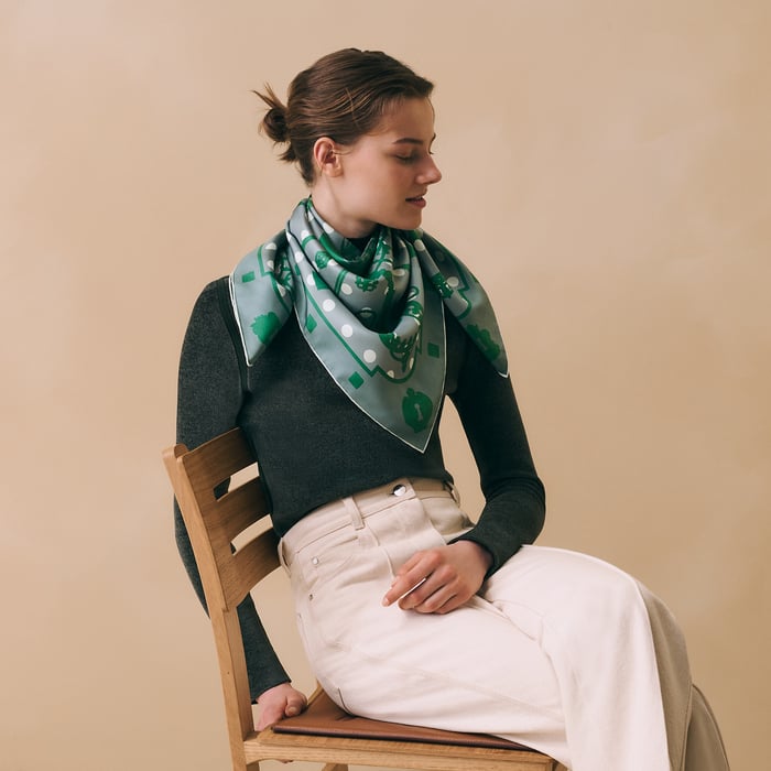 Les Cles Double Face Scarf 90