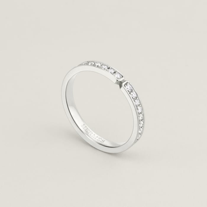 Sans Coloris Ever Kelly Wedding Band