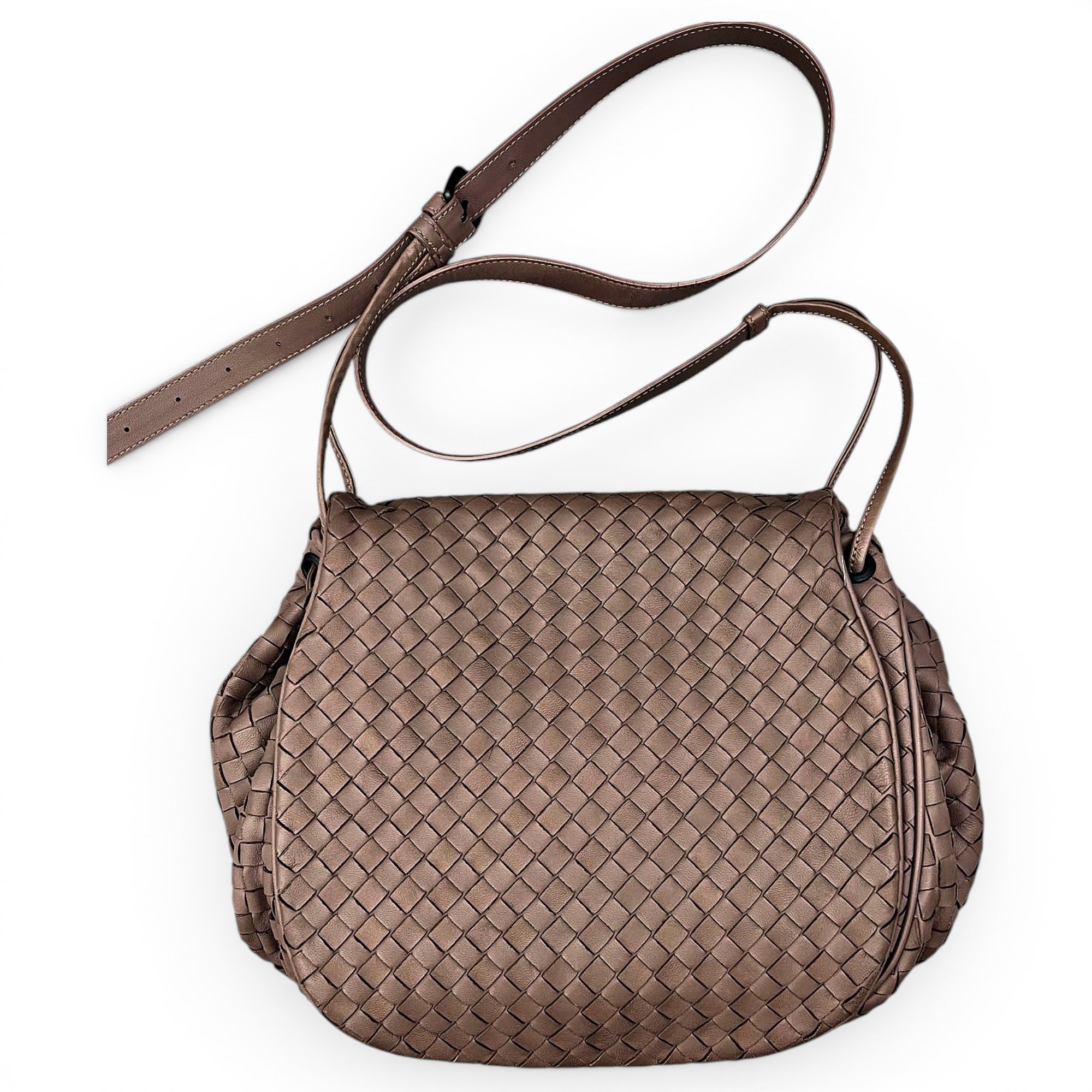 Loop leather handbag