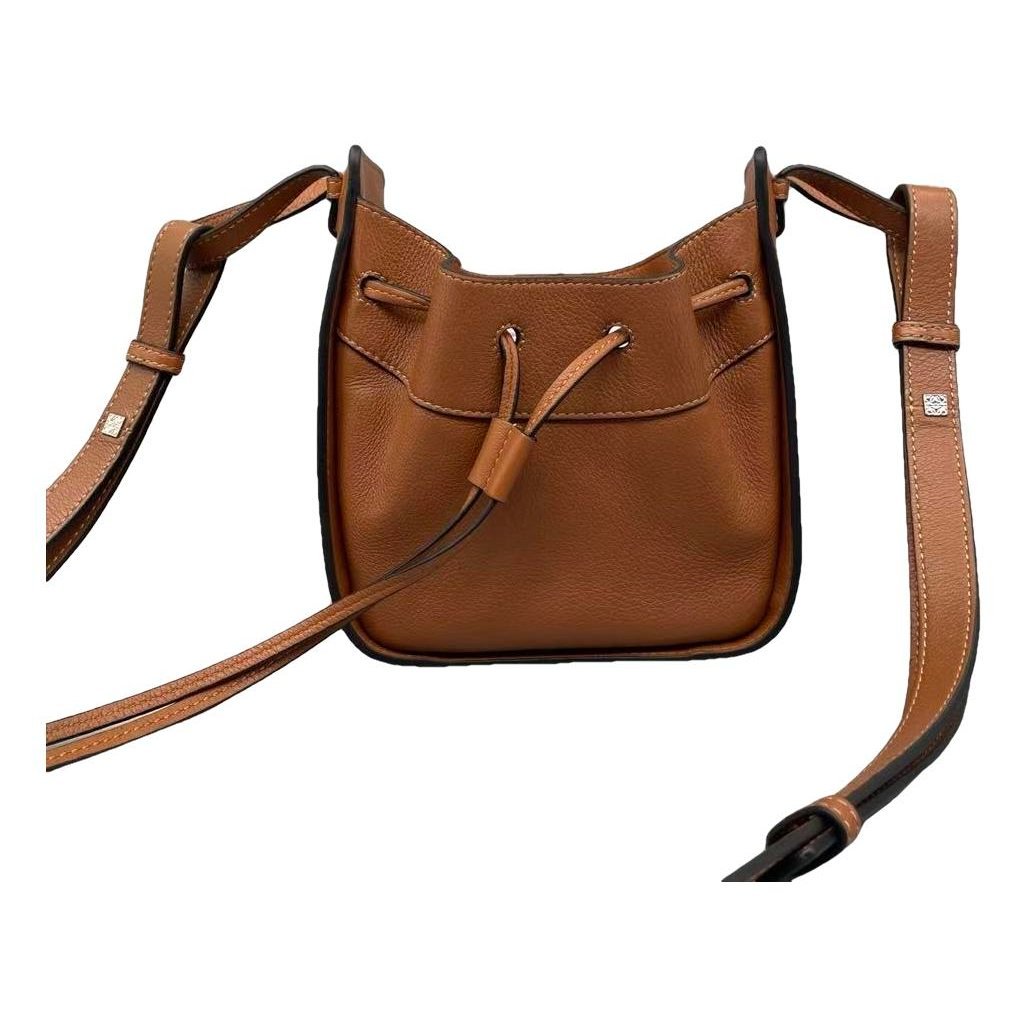 Hammock leather handbag