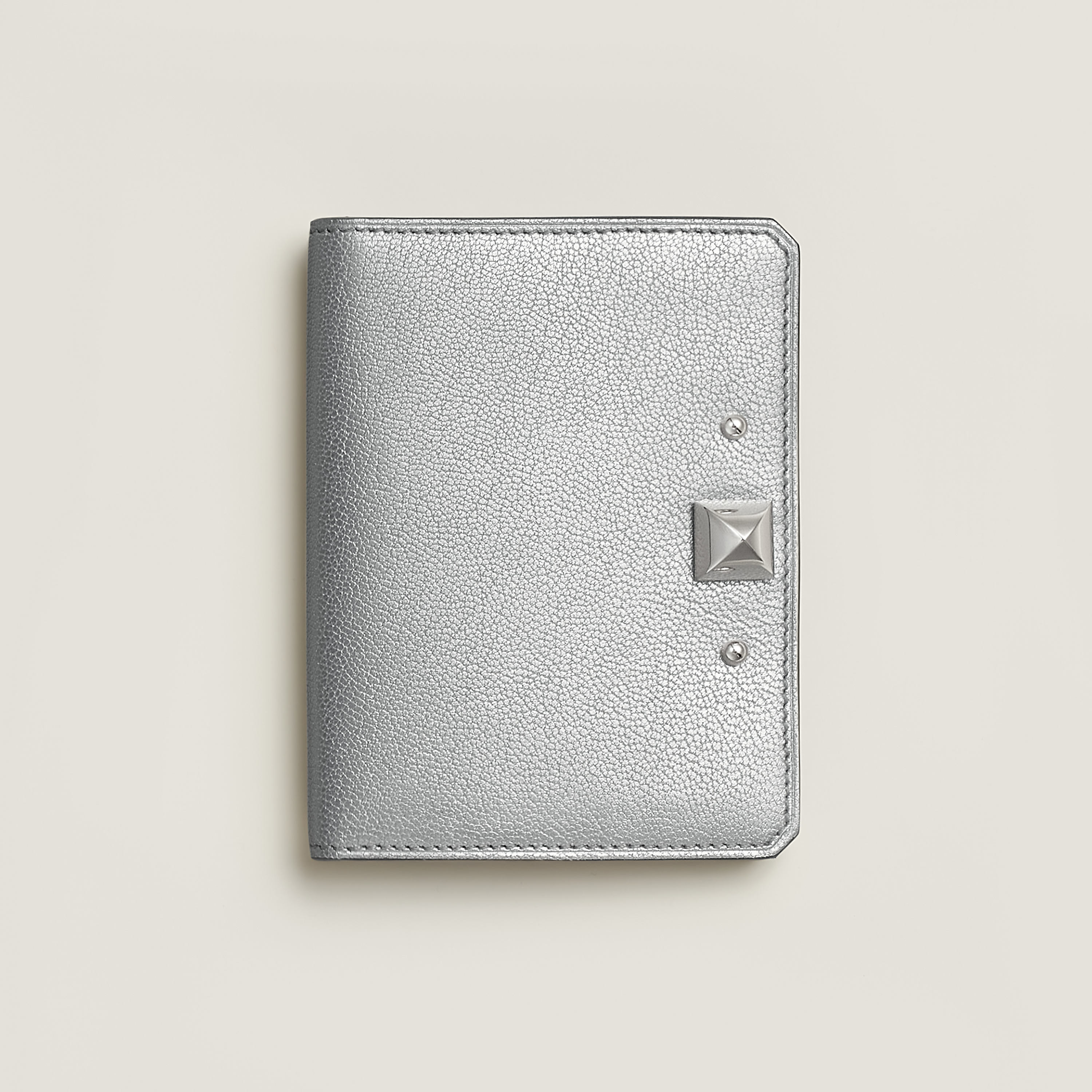 Medor card holder