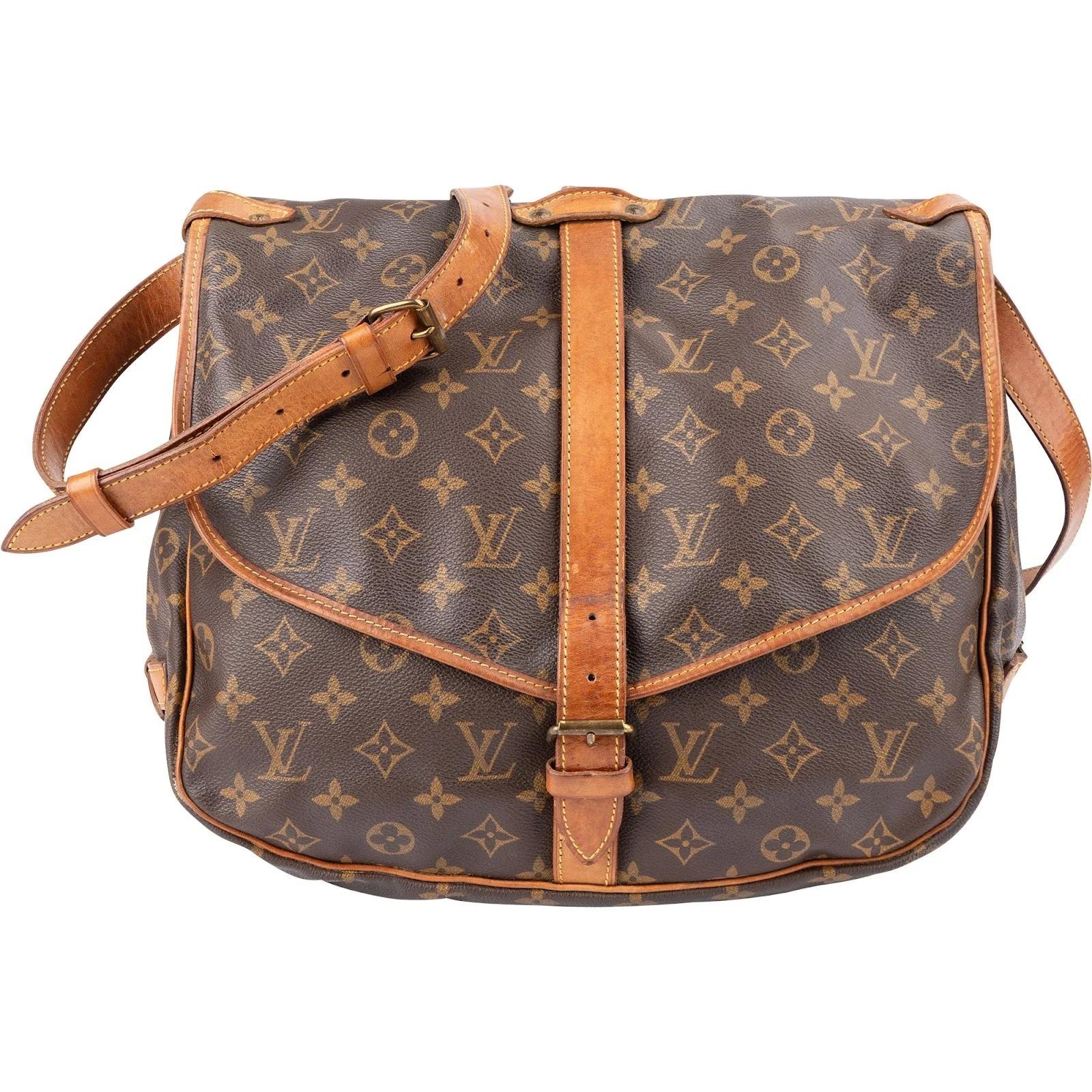 Saumur leather crossbody bag