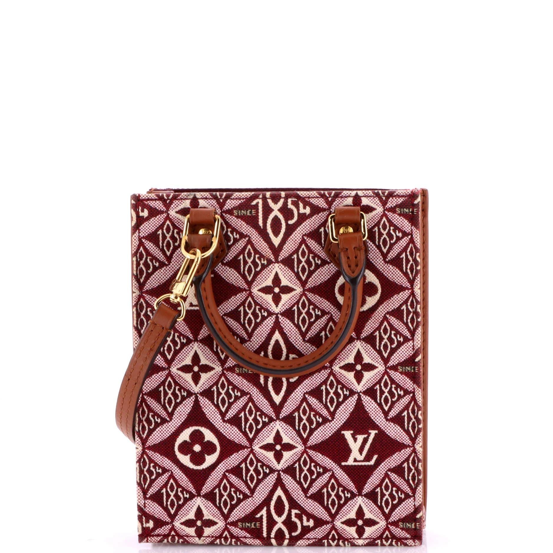 Louis Vuitton Leather crossbody bag