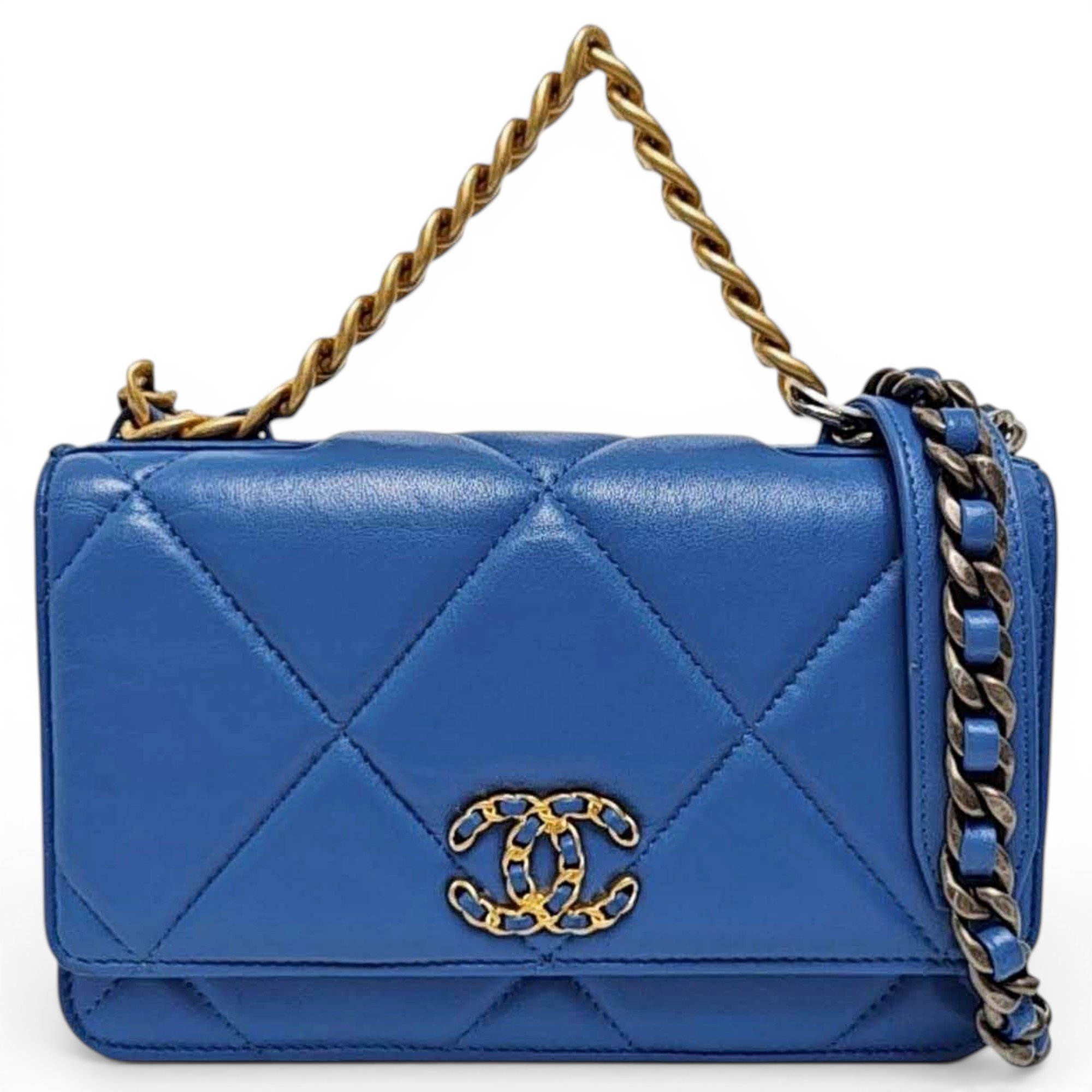 Wallet On Chain Chanel 19 leather handbag