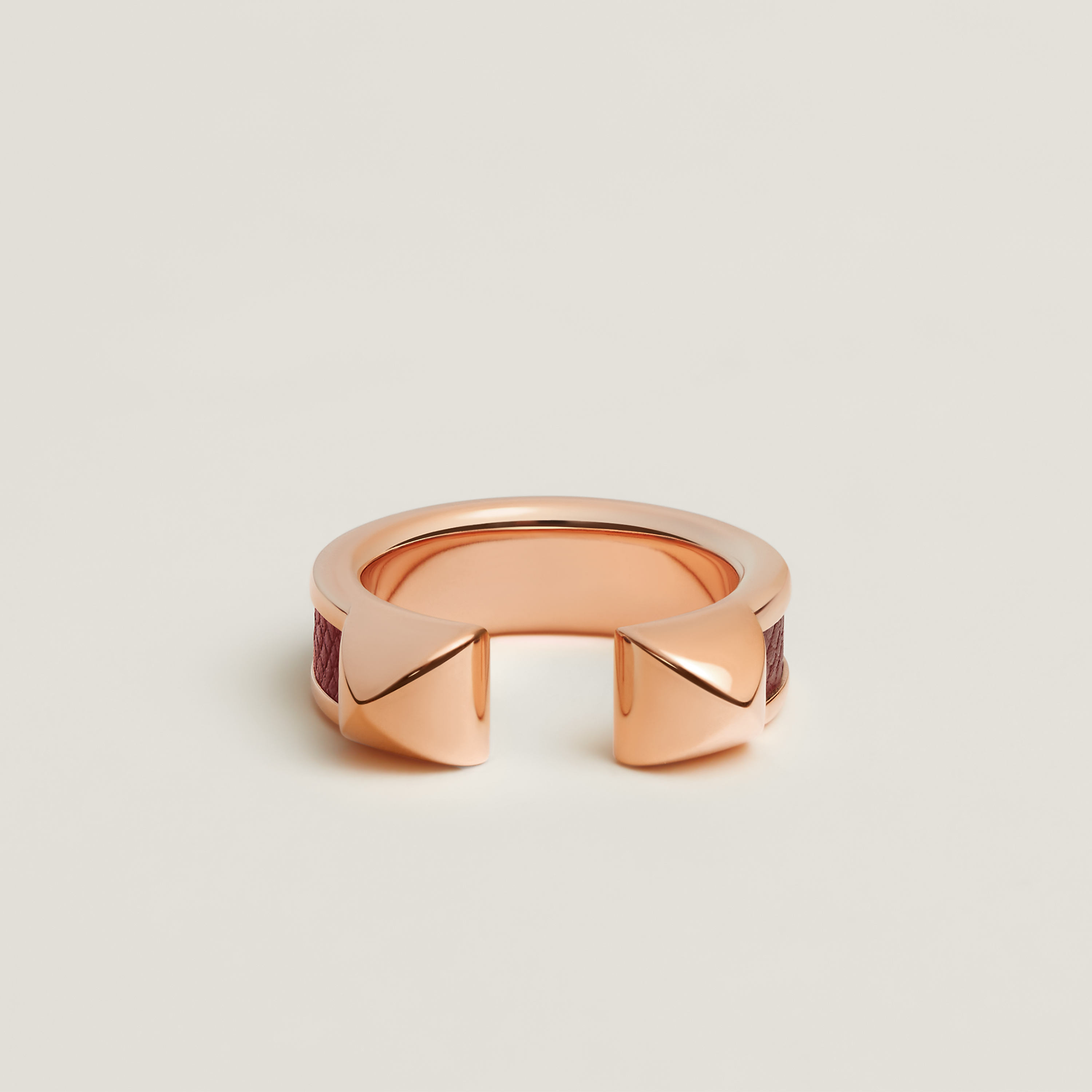 Athena double stud ring