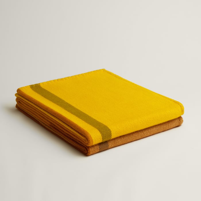Dye Sangle Blanket