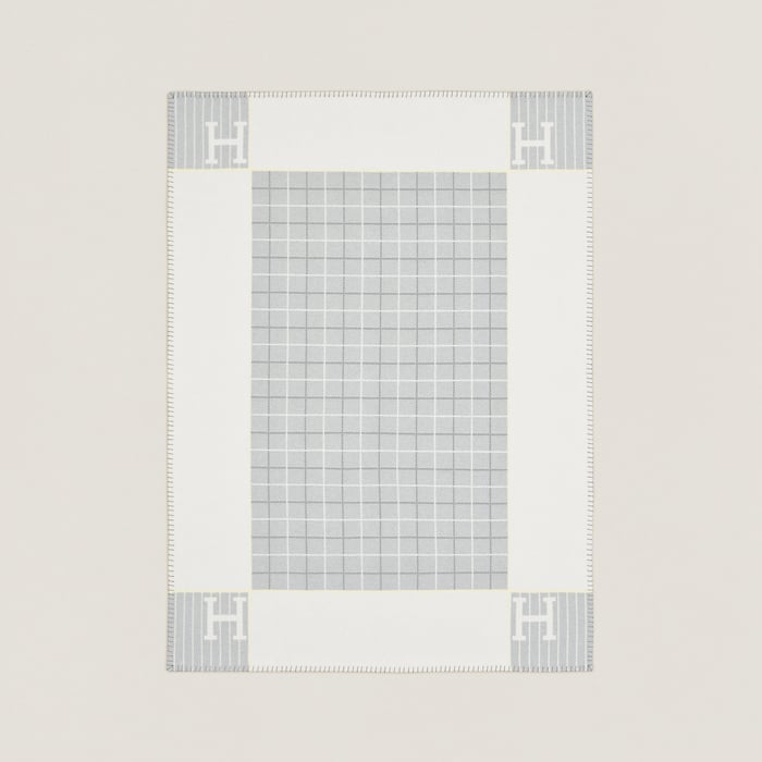 Gris Perle Avalon Cabriole Blanket