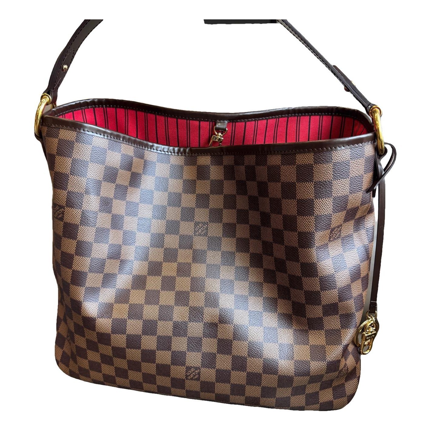 Delightful leather handbag