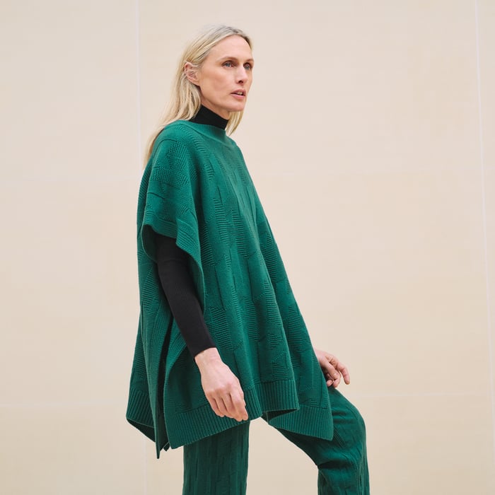 Vert Acanthe "H" Rectangular Cape Poncho