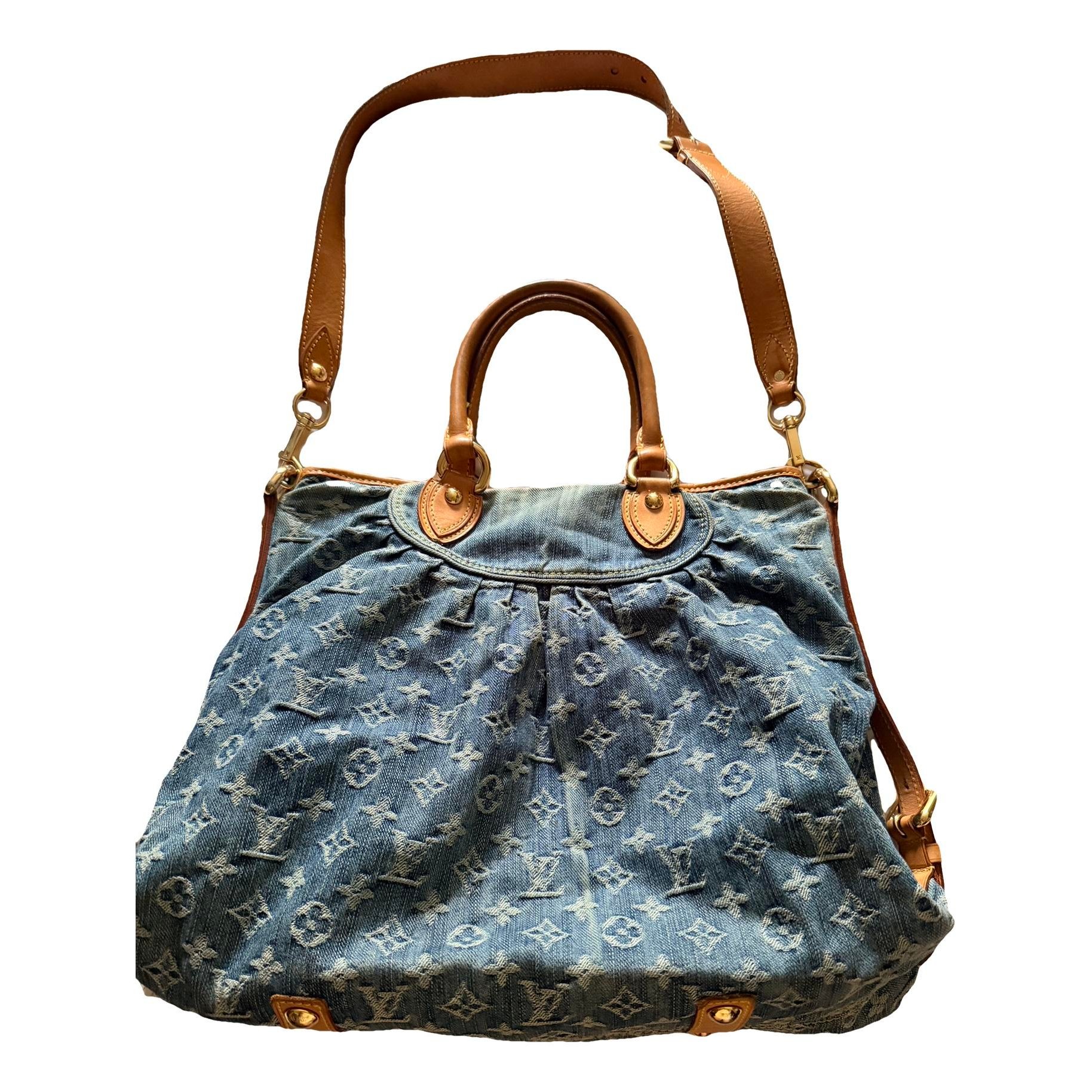 Pleaty crossbody bag