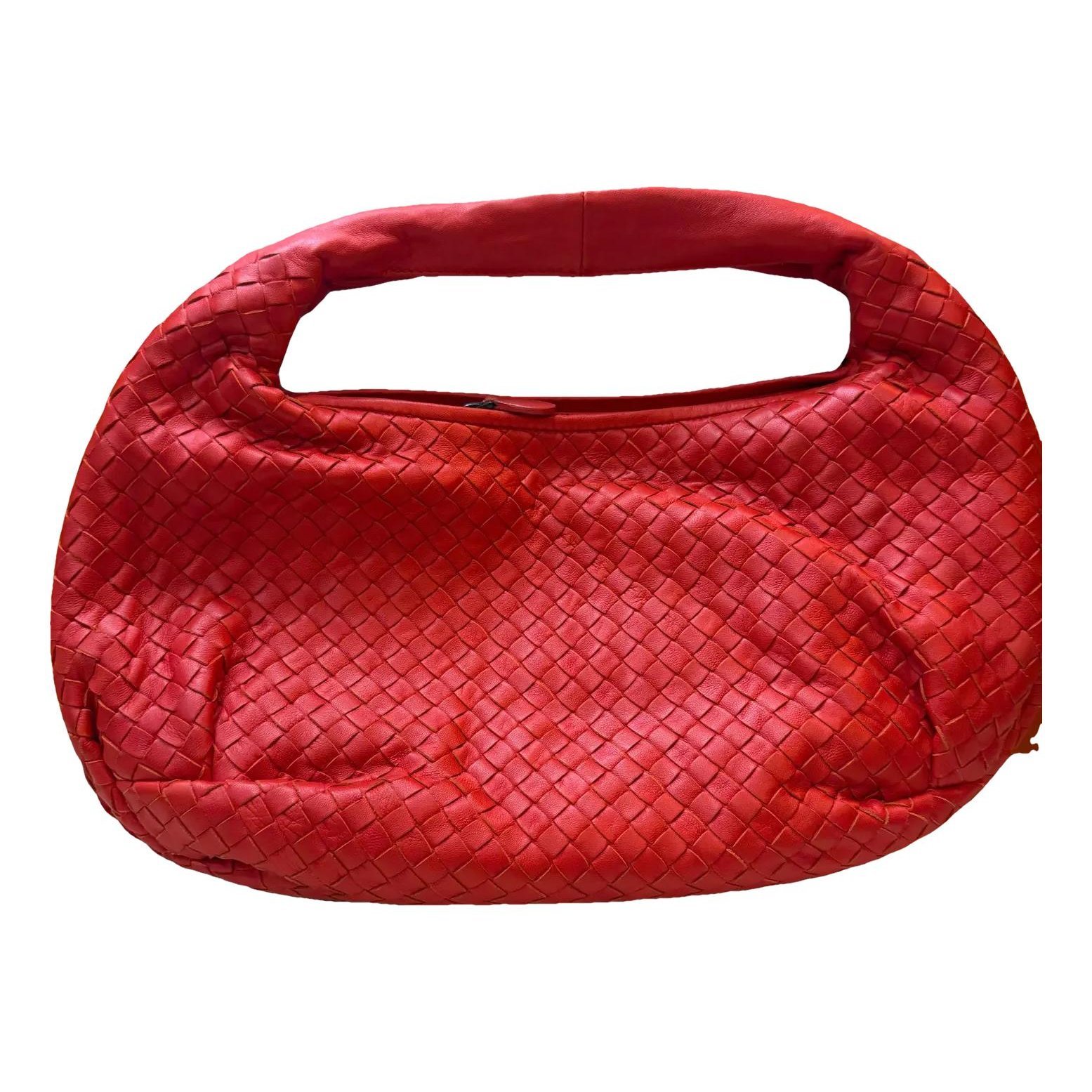 Veneta leather handbag