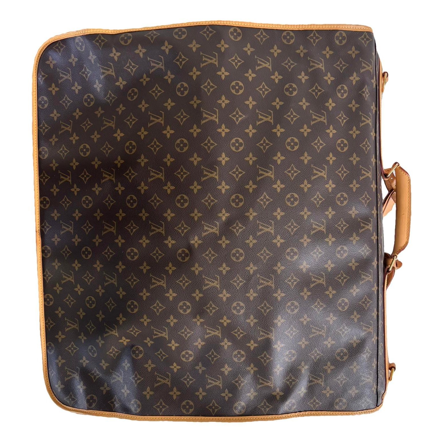 Garment leather travel bag