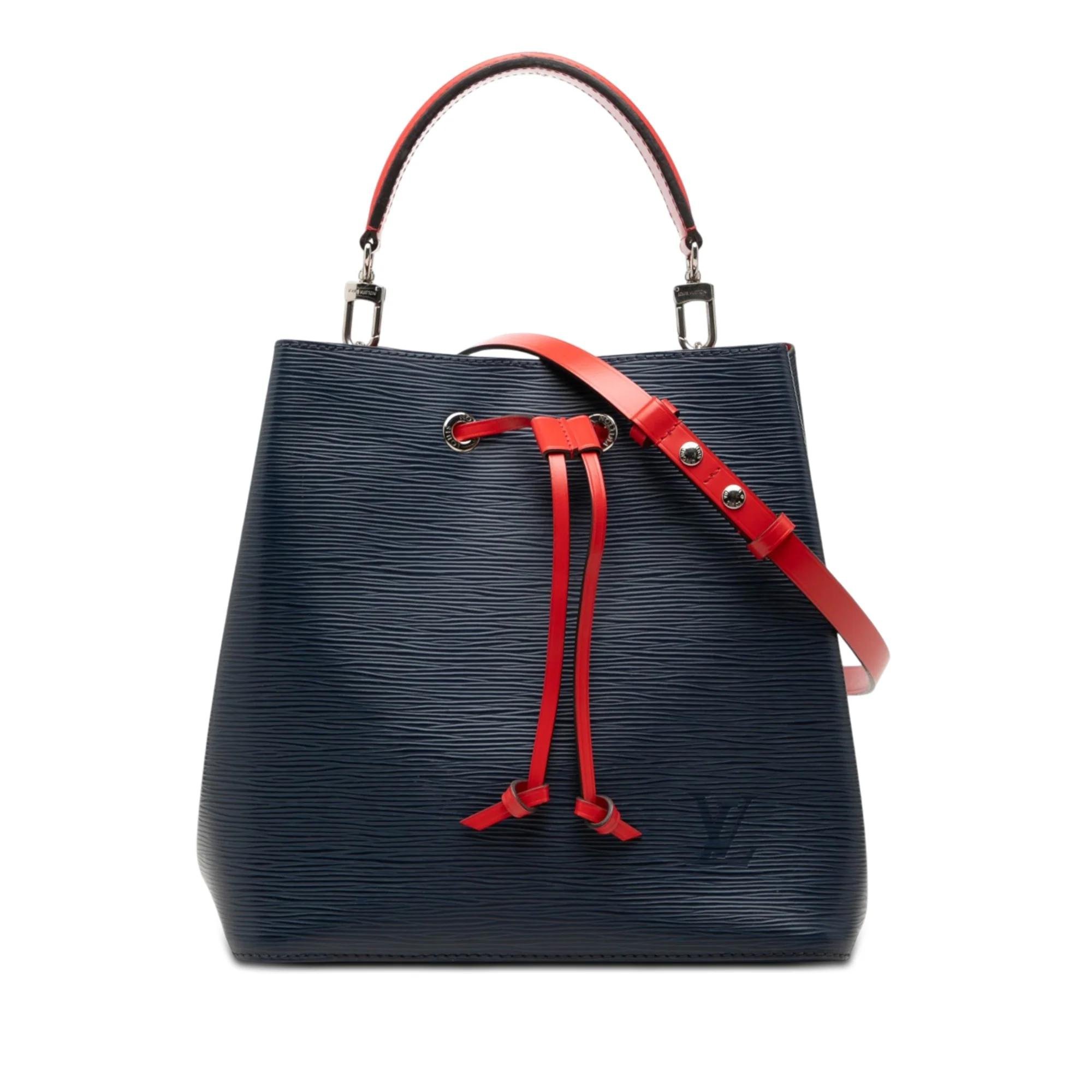 Bucket leather bag