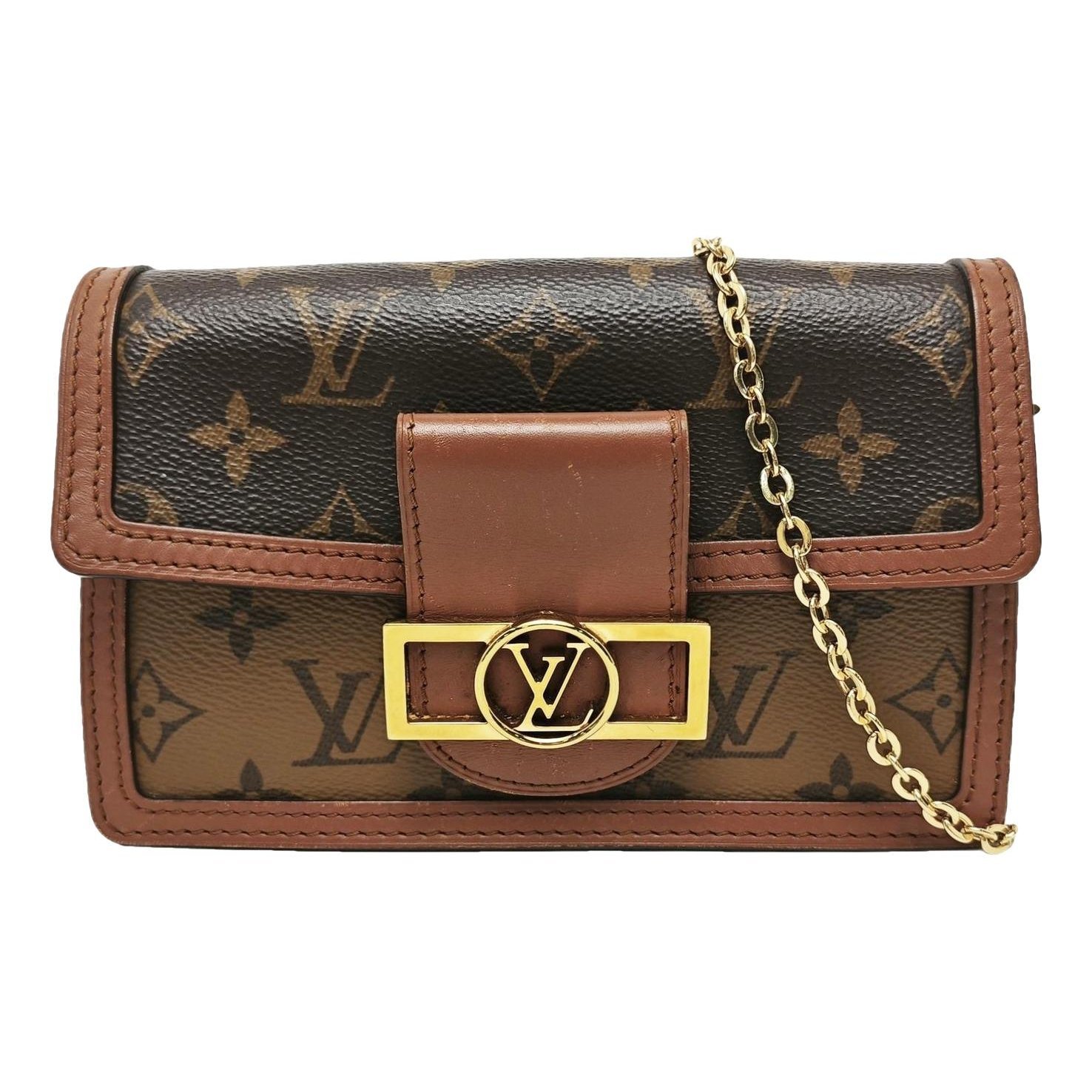 Dauphine leather handbag