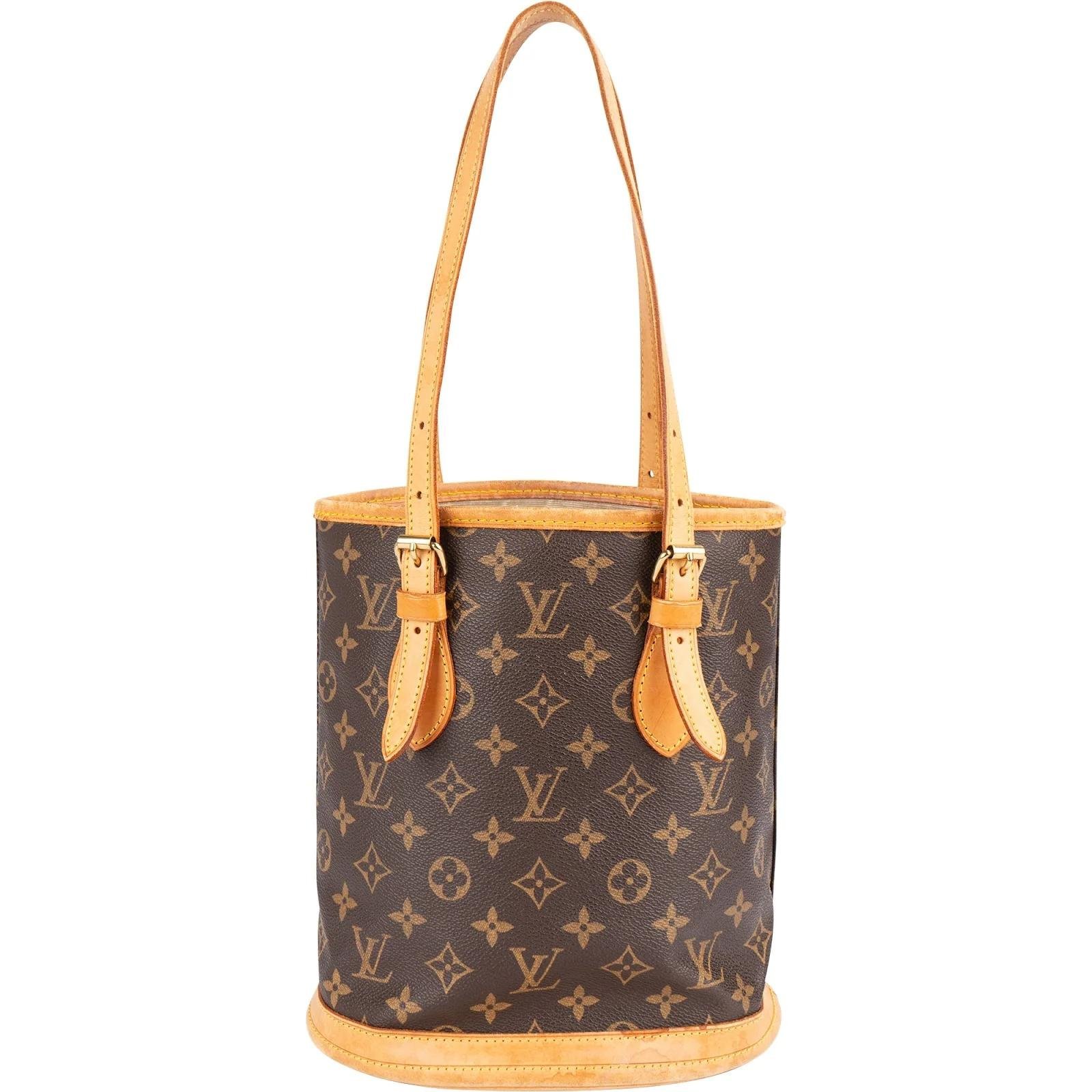 Bucket leather handbag