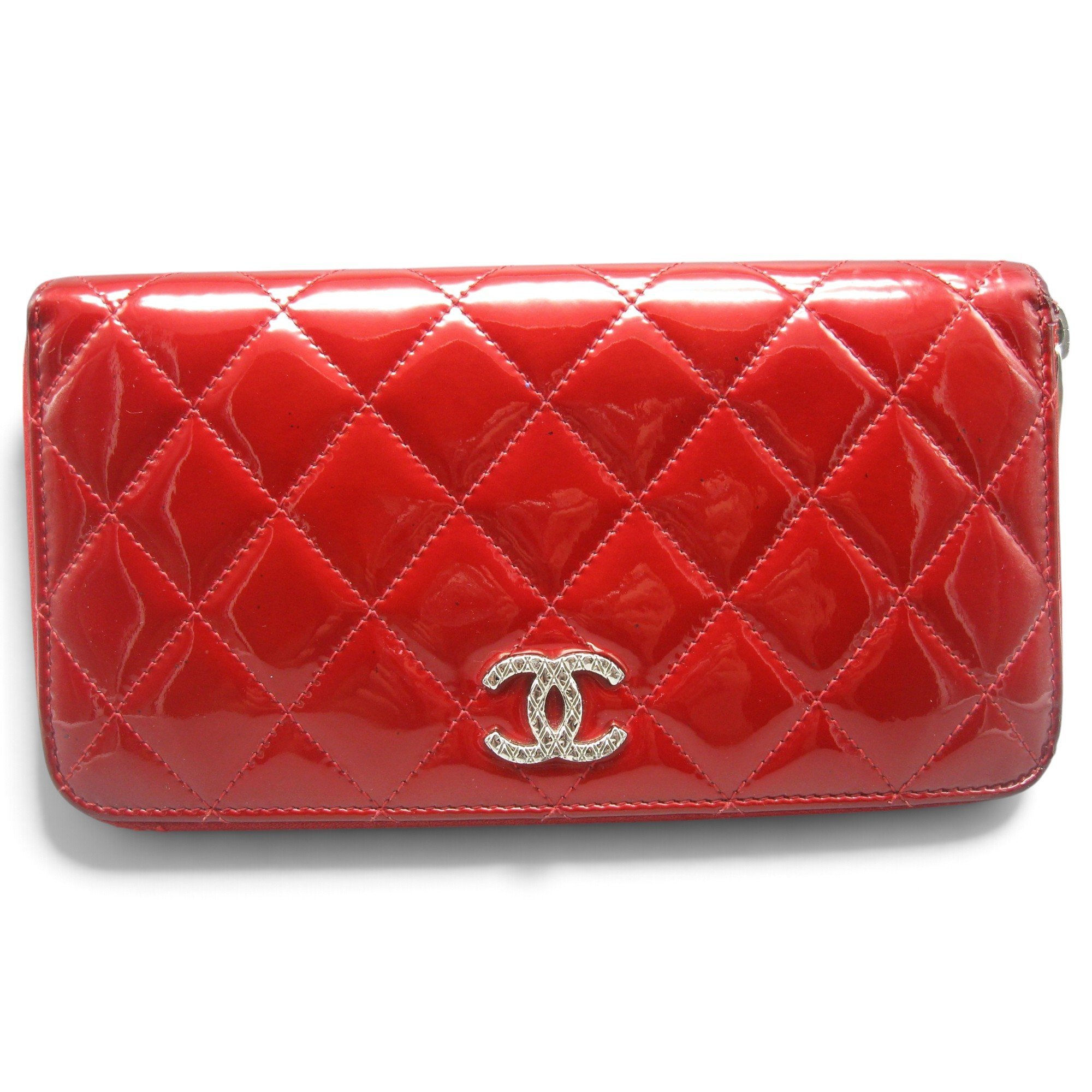 Wallet On Chain Timeless/Classique patent leather crossbody bag