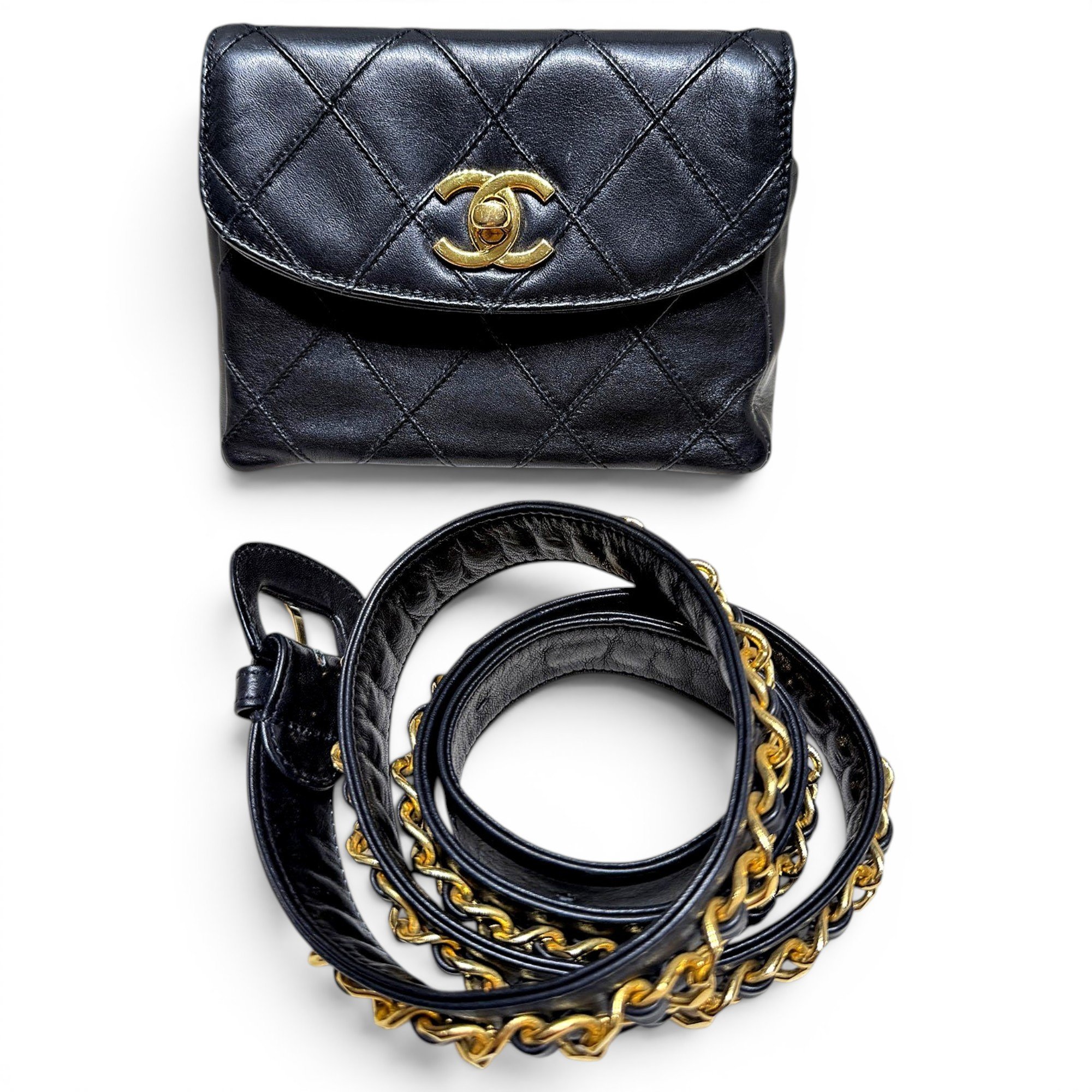 Wallet On Chain Timeless/Classique leather crossbody bag