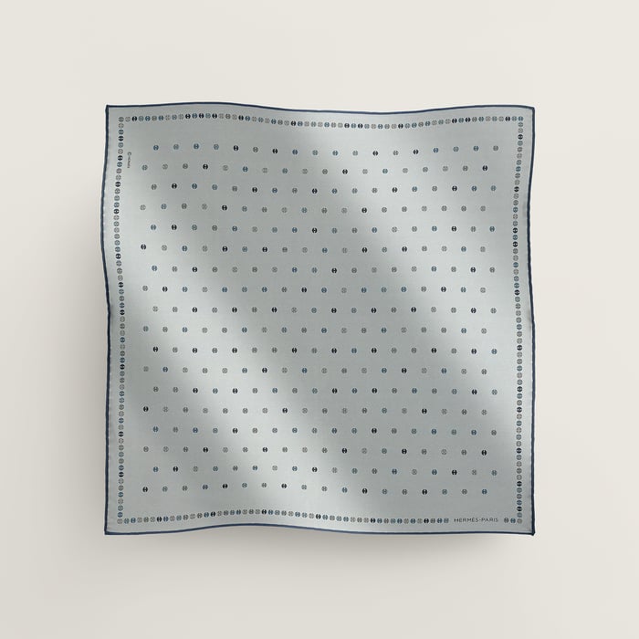 H Tonneau Multicolore Pocket Square 45
