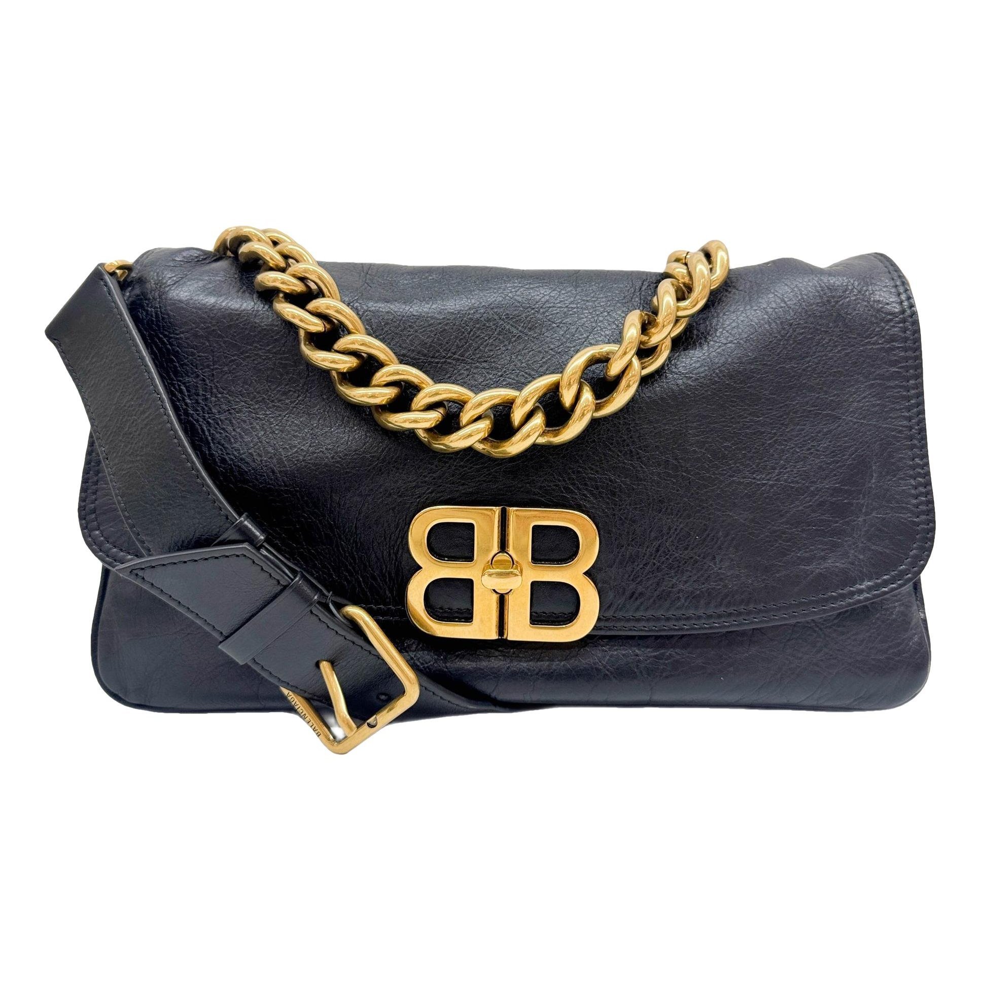 BB chain leather handbag