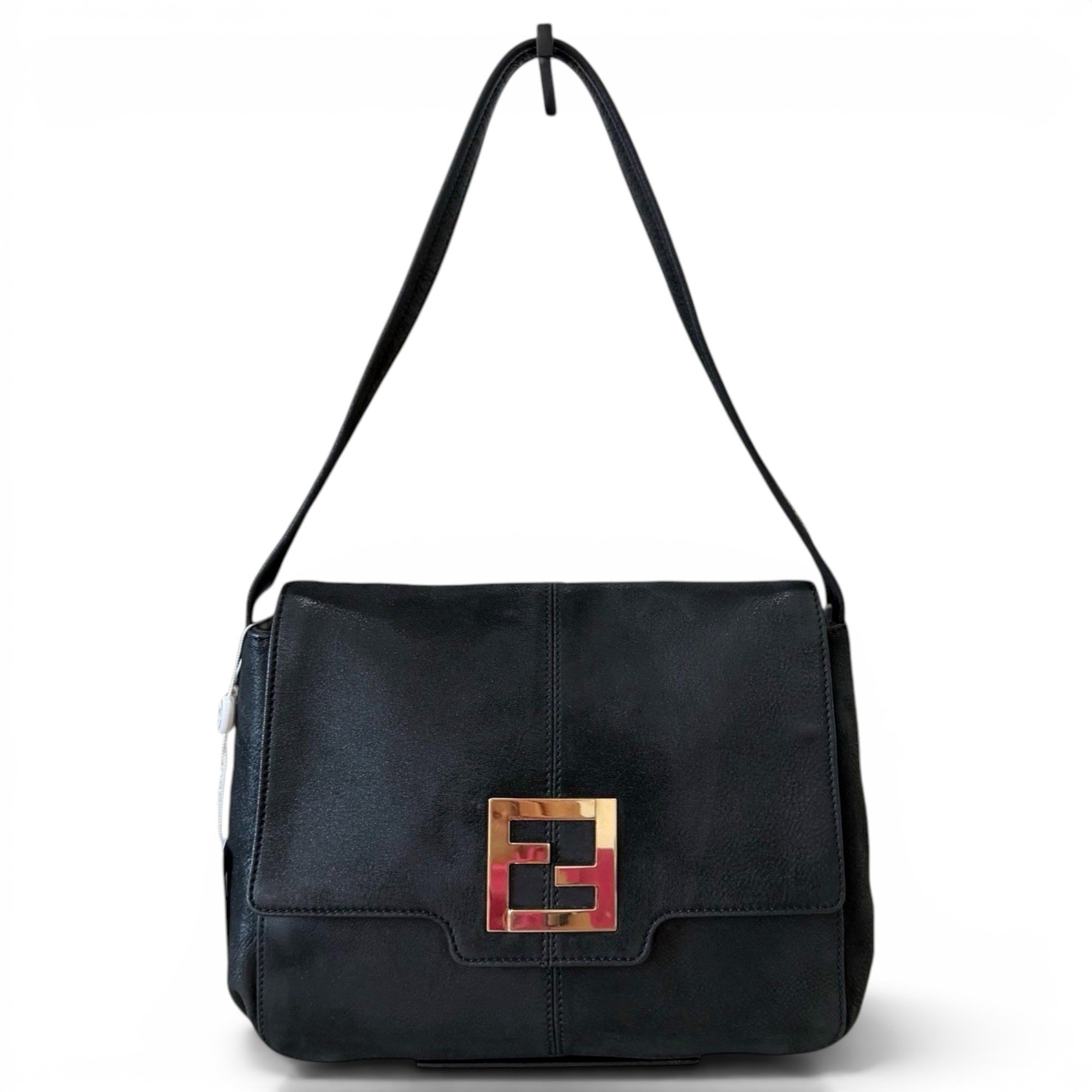 Baguette leather handbag