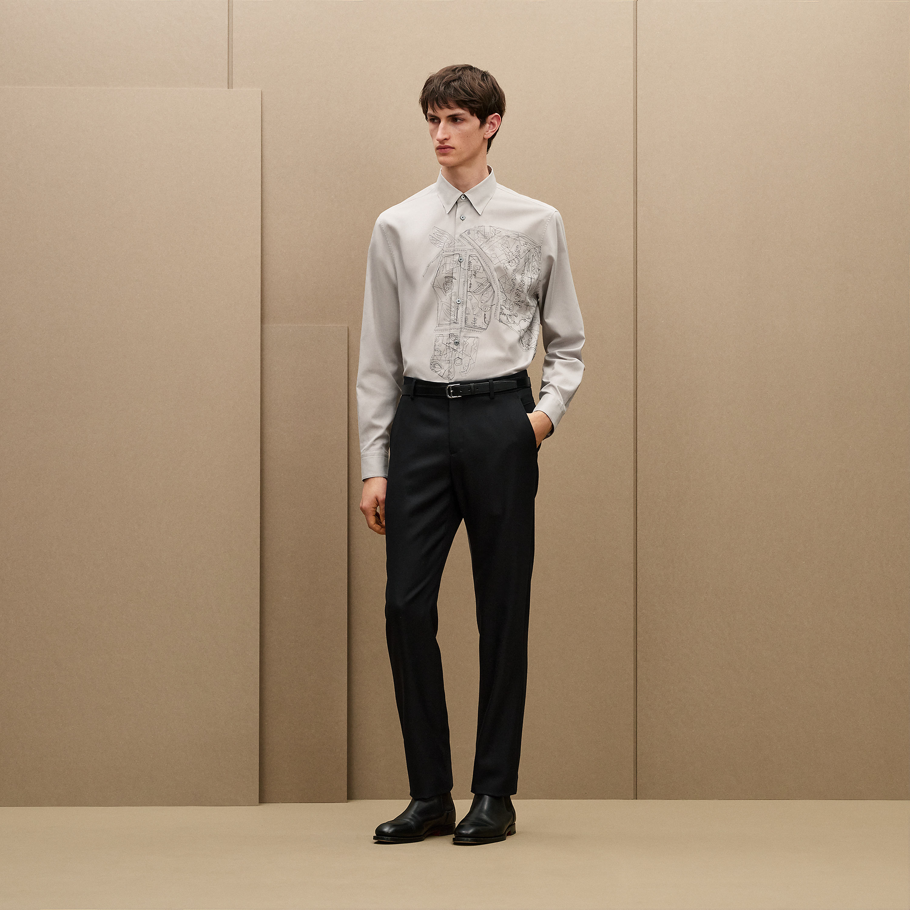 "Broderie cheval" straight cut shirt with Louis collar