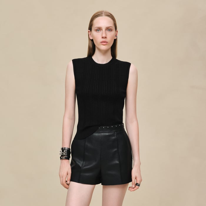 Noir Sleeveless Sweater